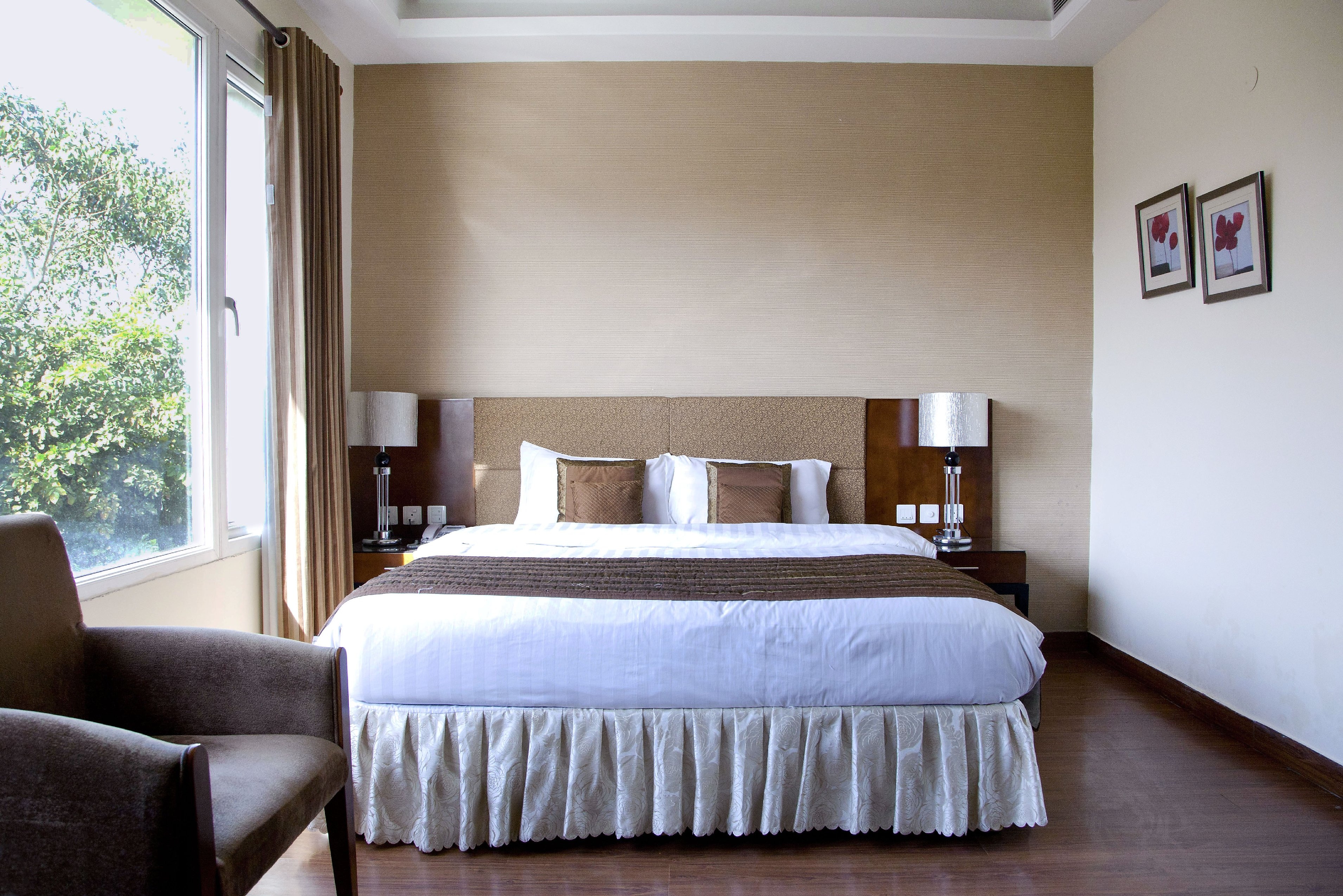 Alpina Hotels & Suites - Tap to explore photos