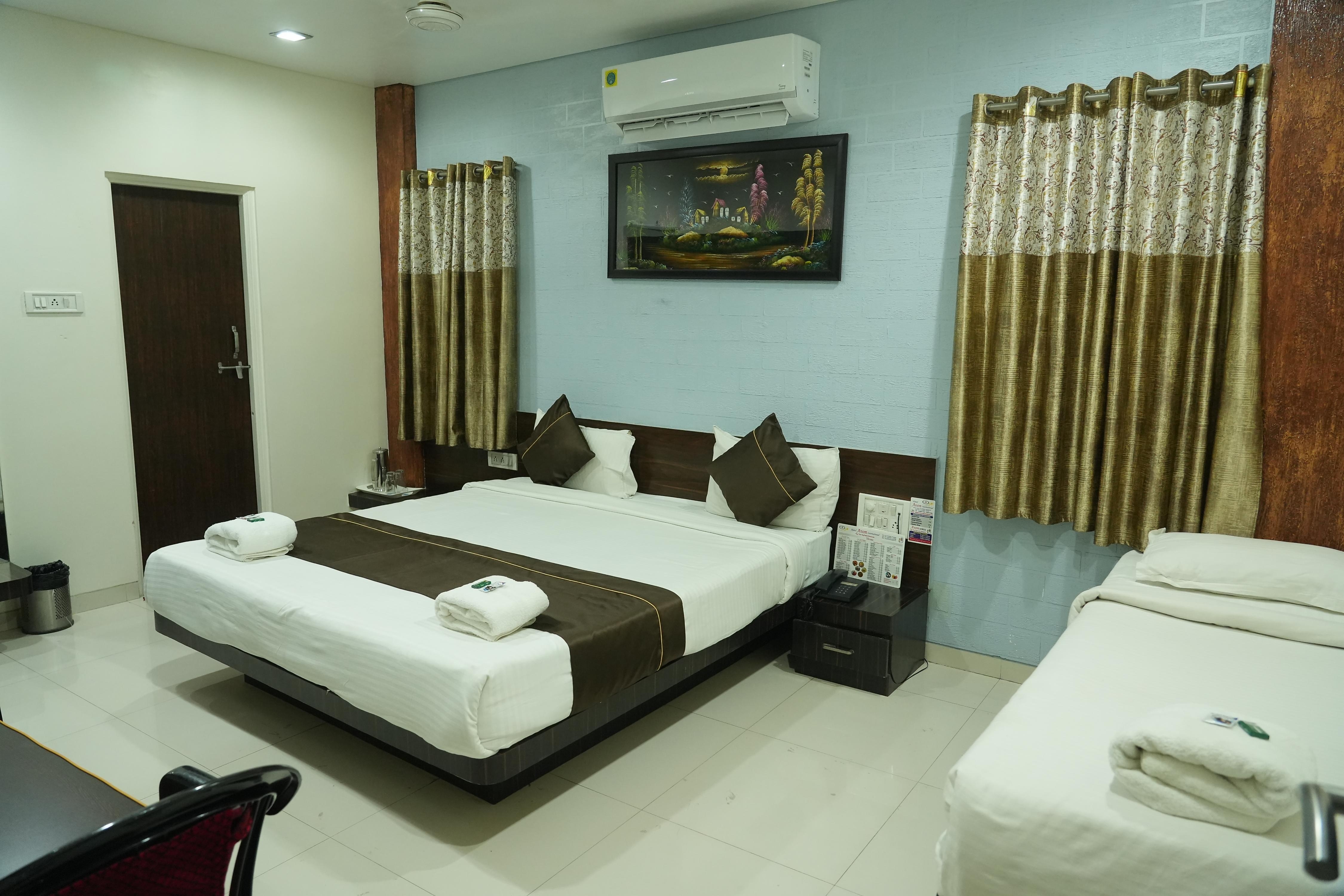 Royal Executive Room 1