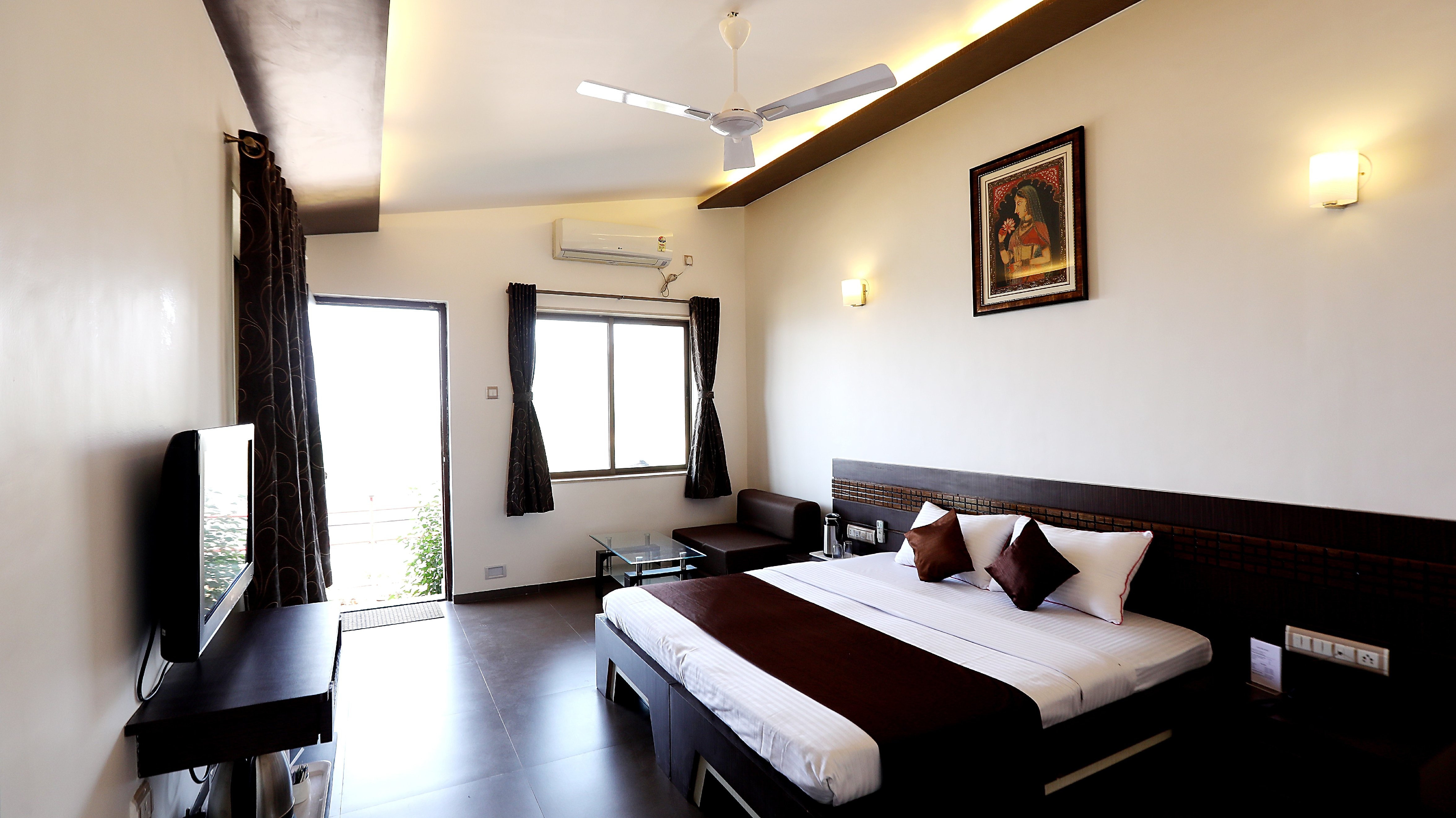 Cloud 9 Hills Resort 4