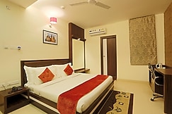 Hotel Premiere Villa, Varanasi