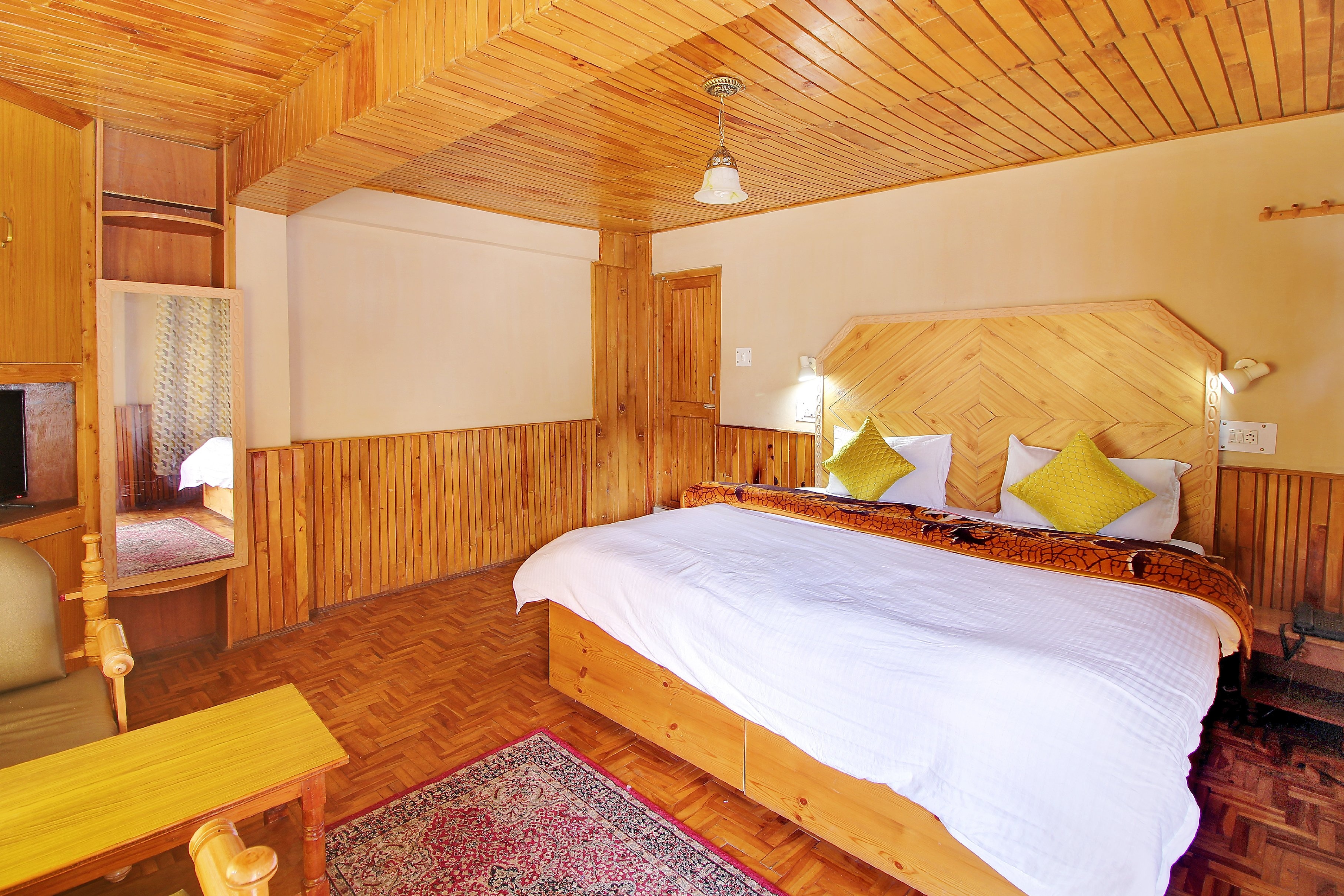 Himalayan Country House - Tap to explore photos