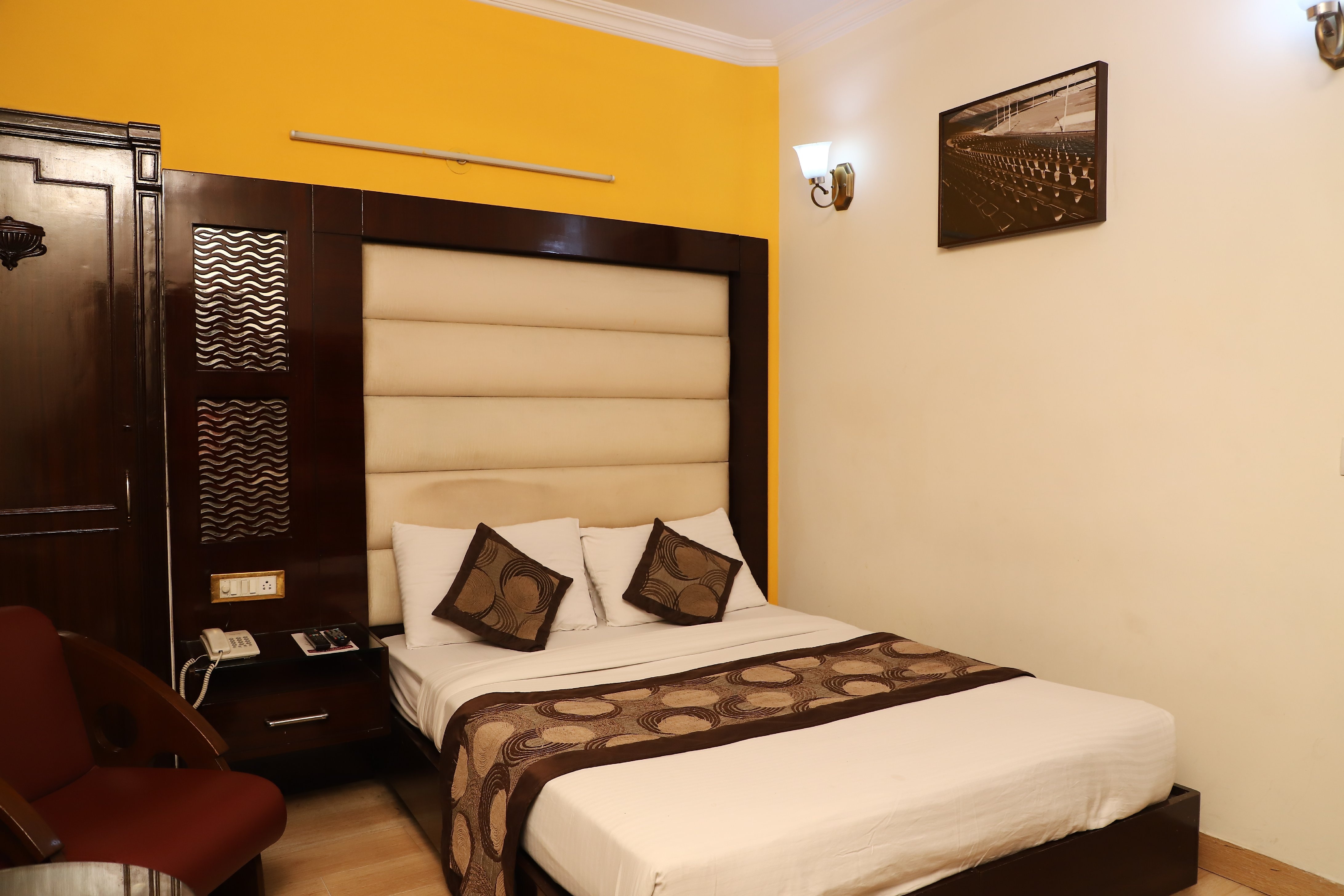 Hotel Zara Grand, Green Park - Tap to explore photos