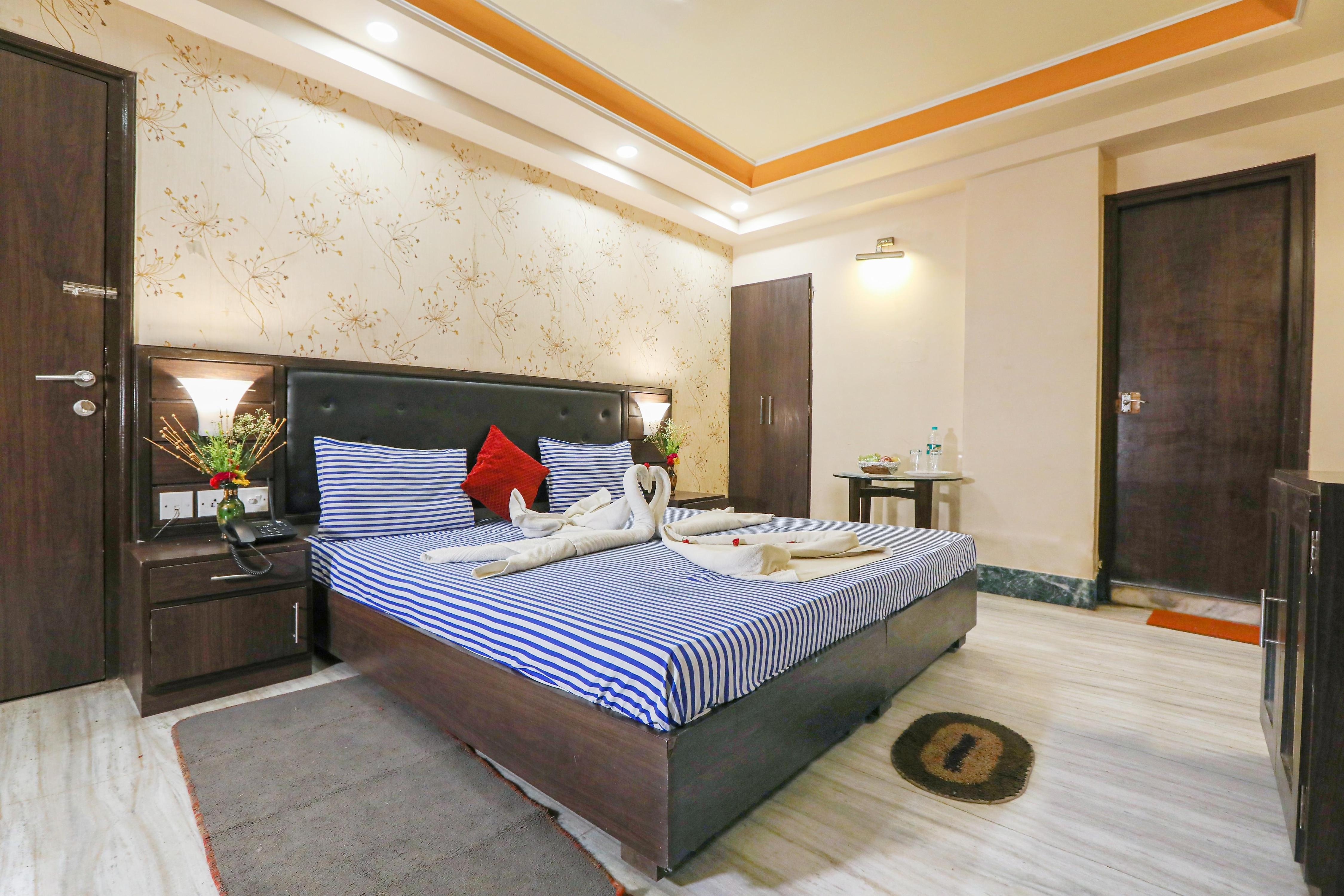 Orbit Hotel,Old Digha - Tap to explore photos
