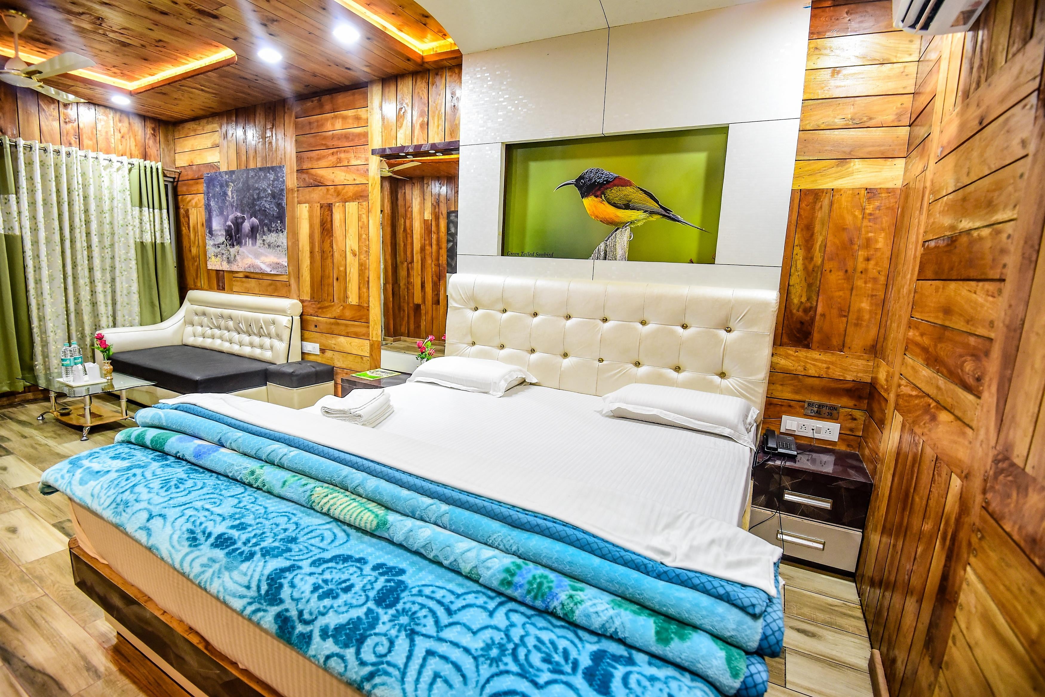 Aranya Jungle Resort - Tap to explore photos