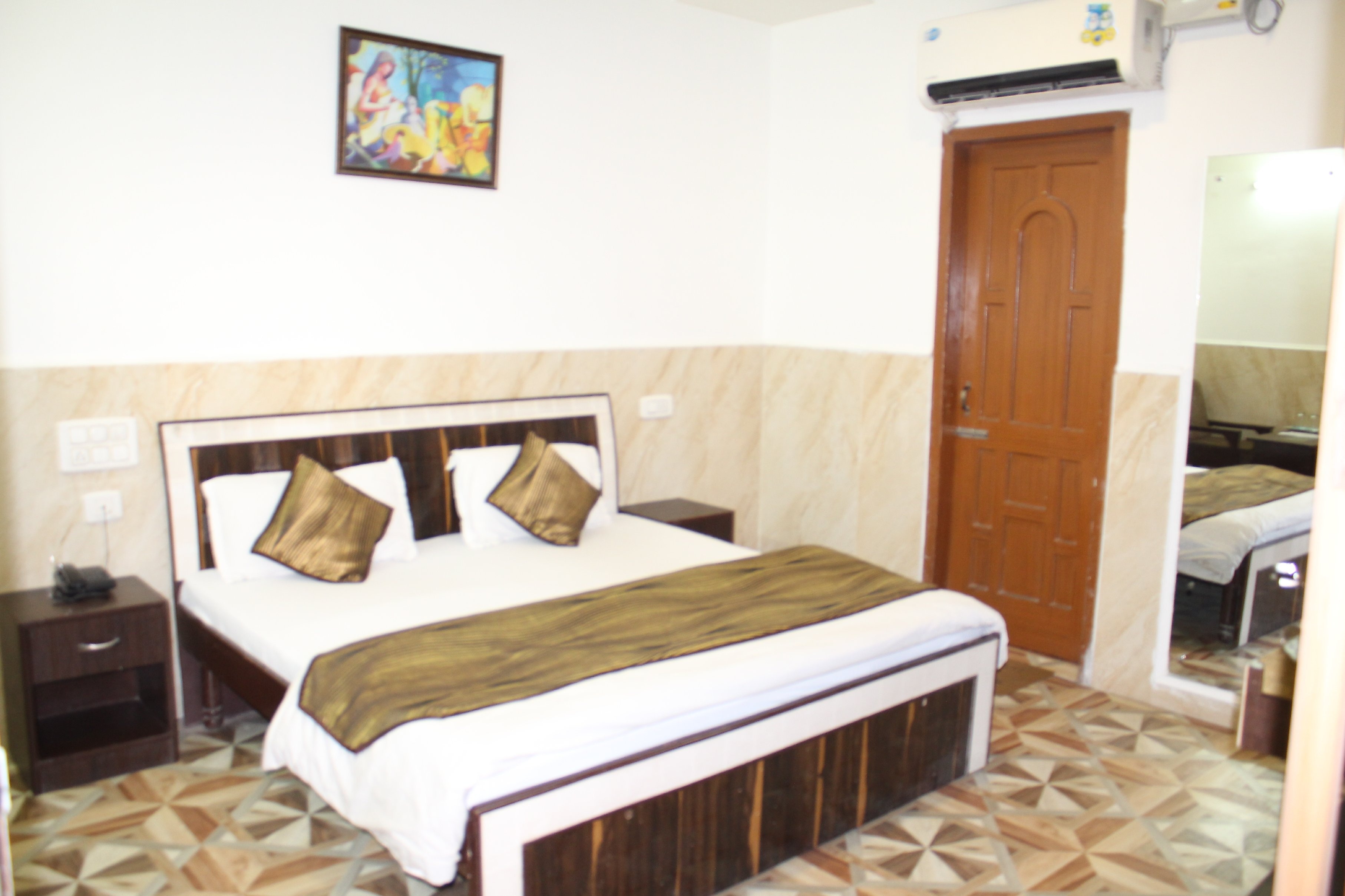 HOTEL AASHIANA - Tap to explore photos