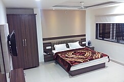 Hotel Shree Palace., Sendhwa