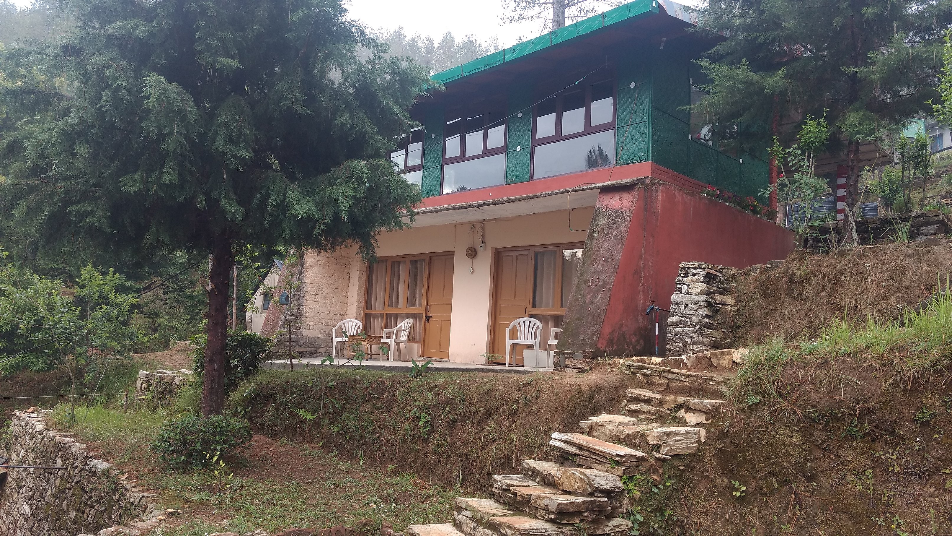 Chestnut Grove Himalayan Lodge - Tap to explore photos