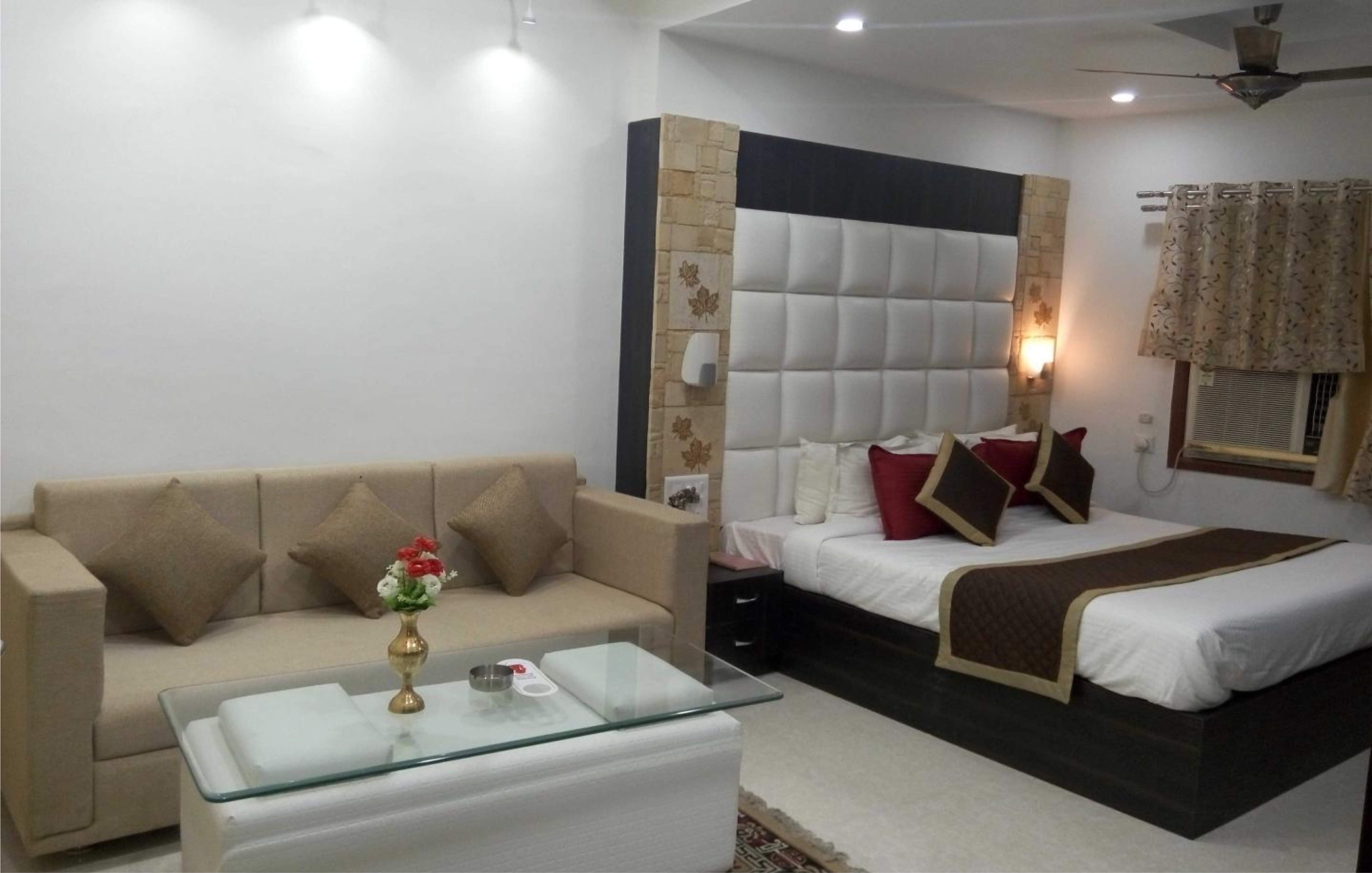 Hotel Bhagyodaya Residency - Tap to explore photos