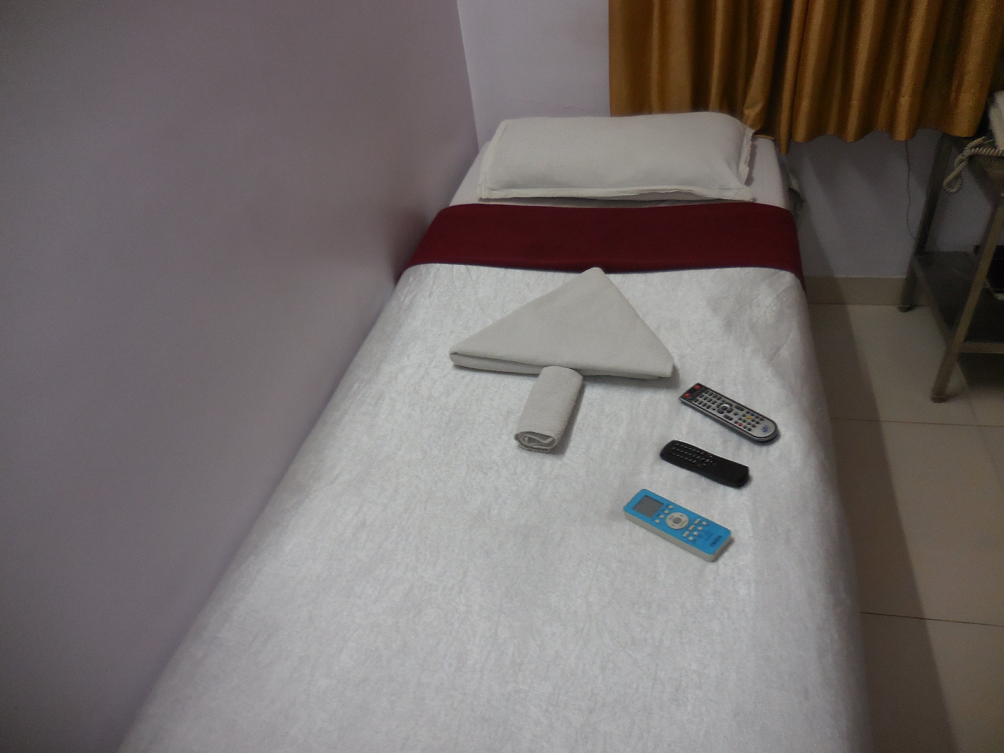Hotel Pratham lodging - Tap to explore photos