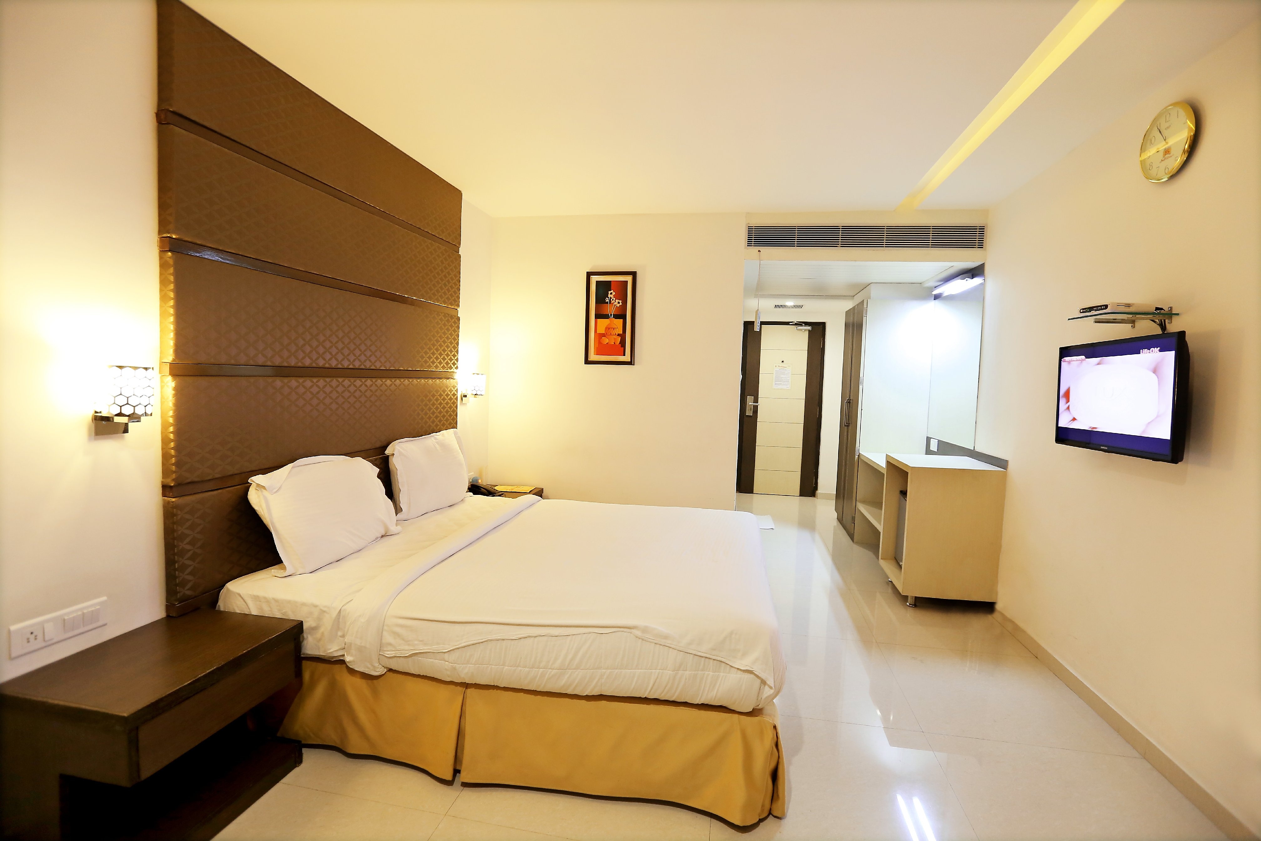 HOTEL SITARA GRAND MIYAPUR - Tap to explore photos
