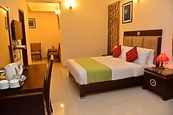 RIDGES HOTEL, Nedumangad