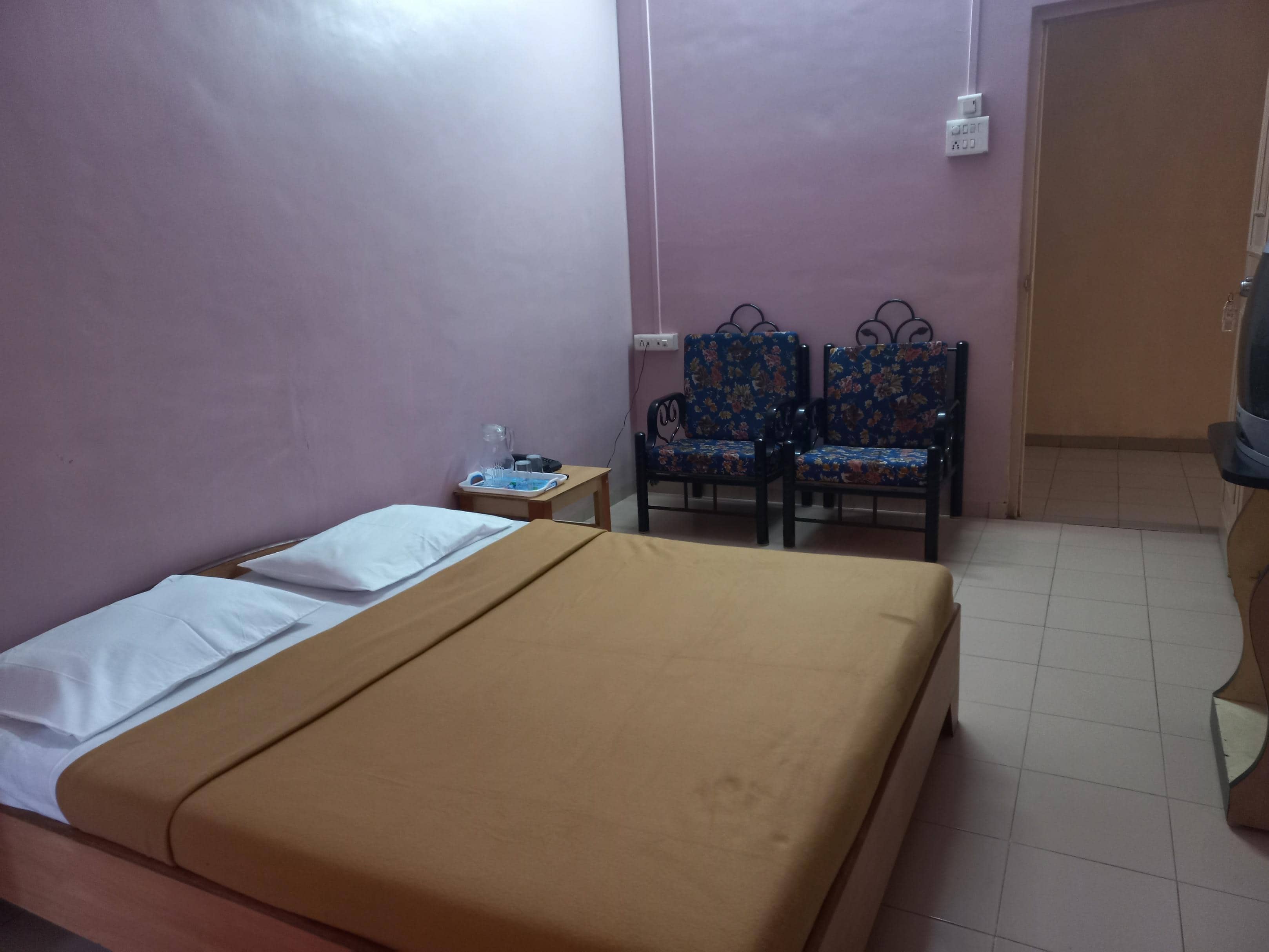 Triple Bed Non AC Room 1