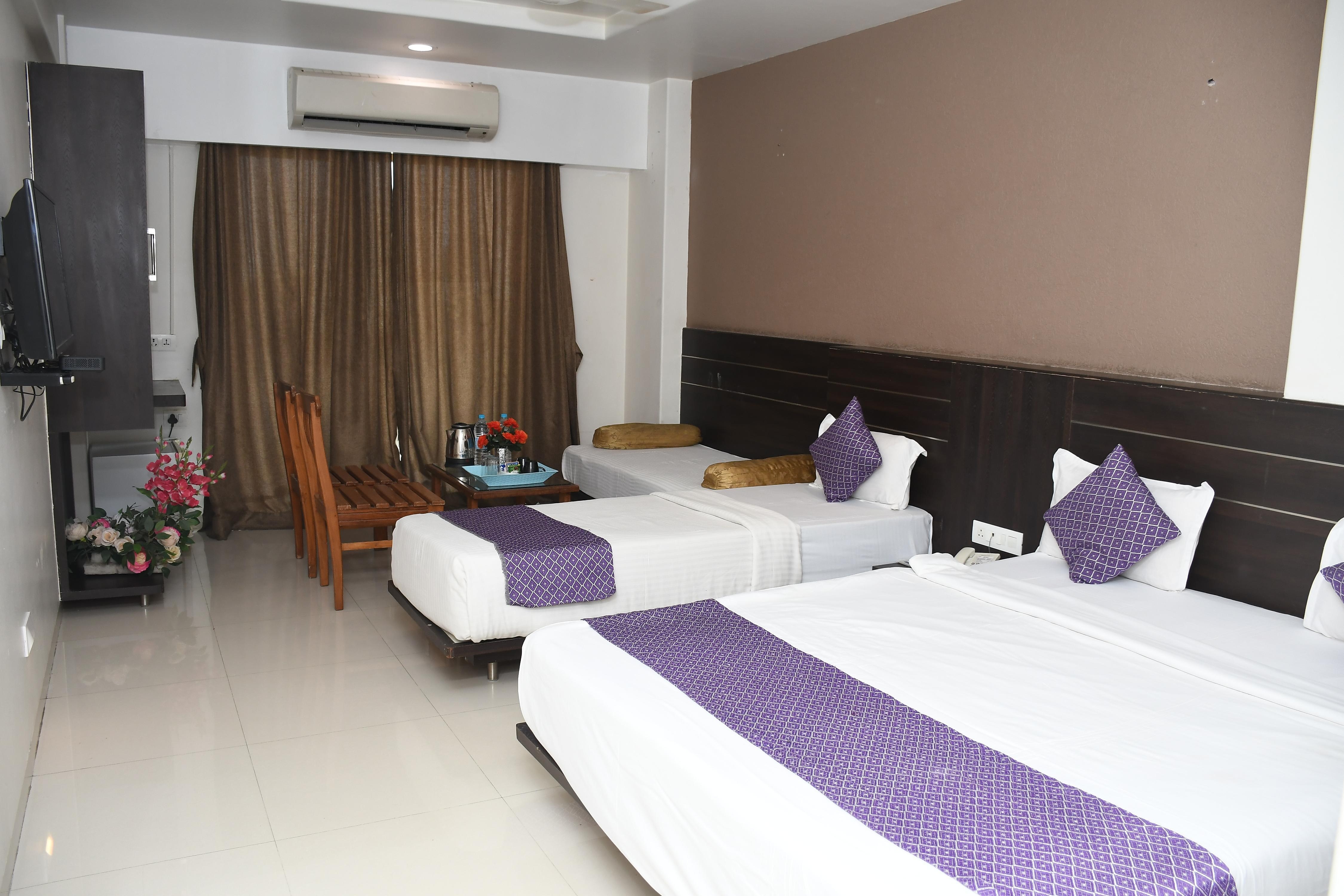 Pushpak Resort 4