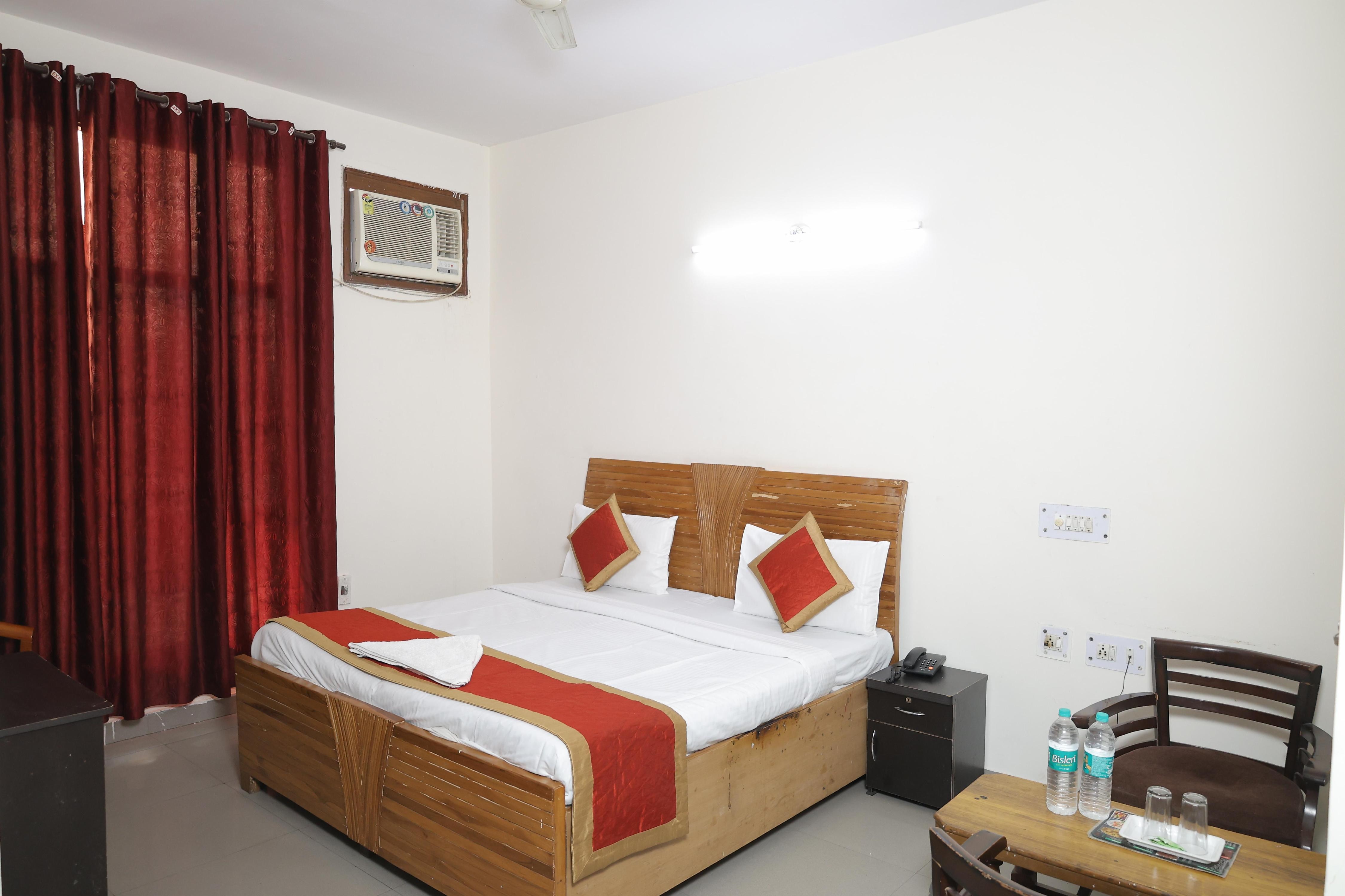 Hotel Akash Palace - Tap to explore photos