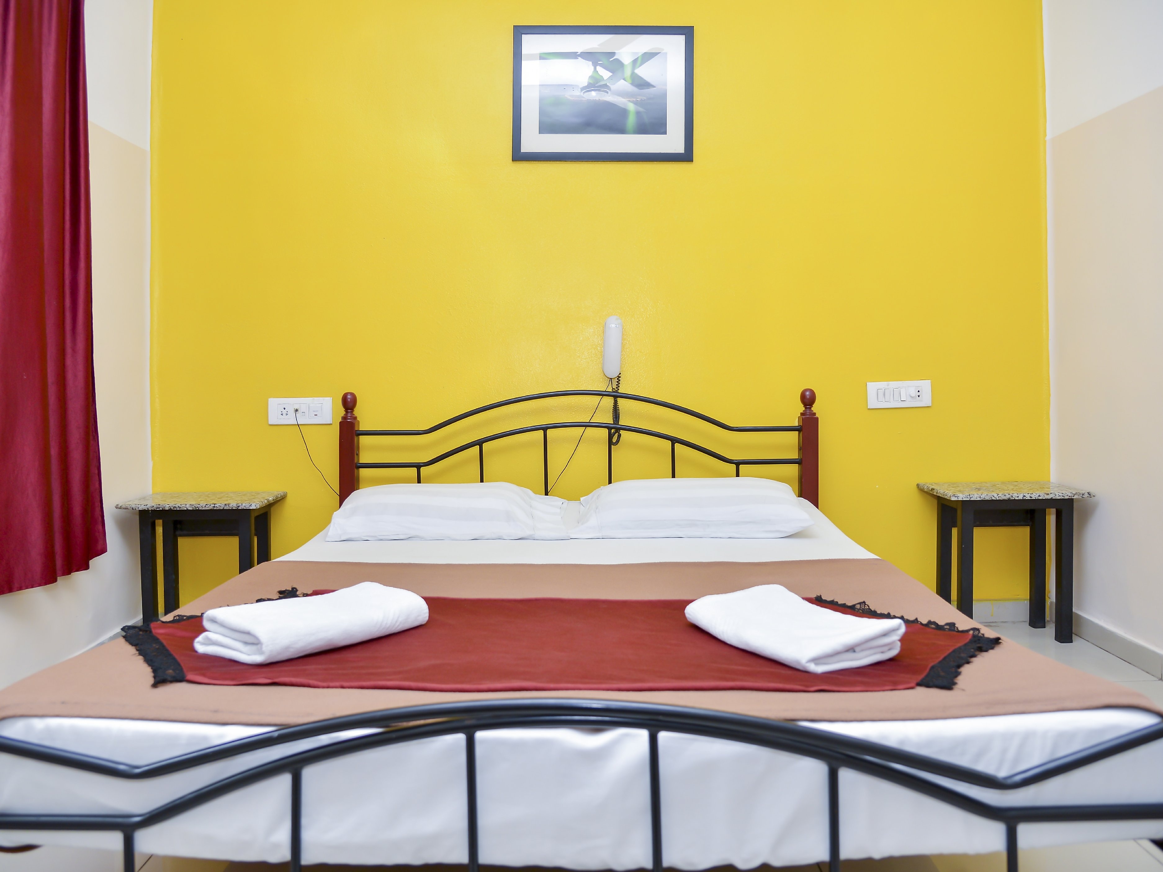 Deccan Comfort Guest House - Tap to explore photos