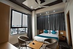 Hotel Kirti Plaza , Chittorgarh