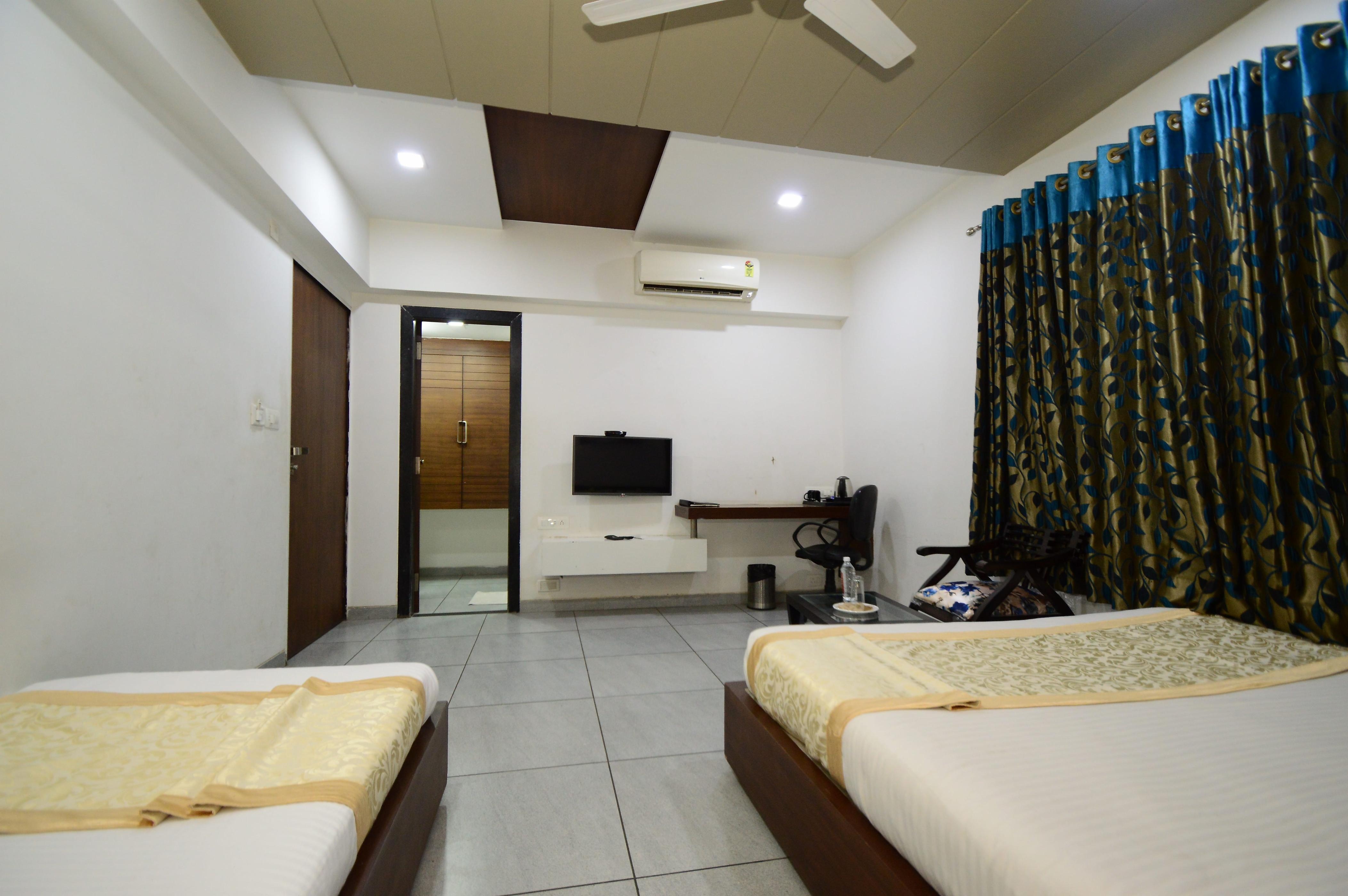Hotel Shreepriya - Tap to explore photos