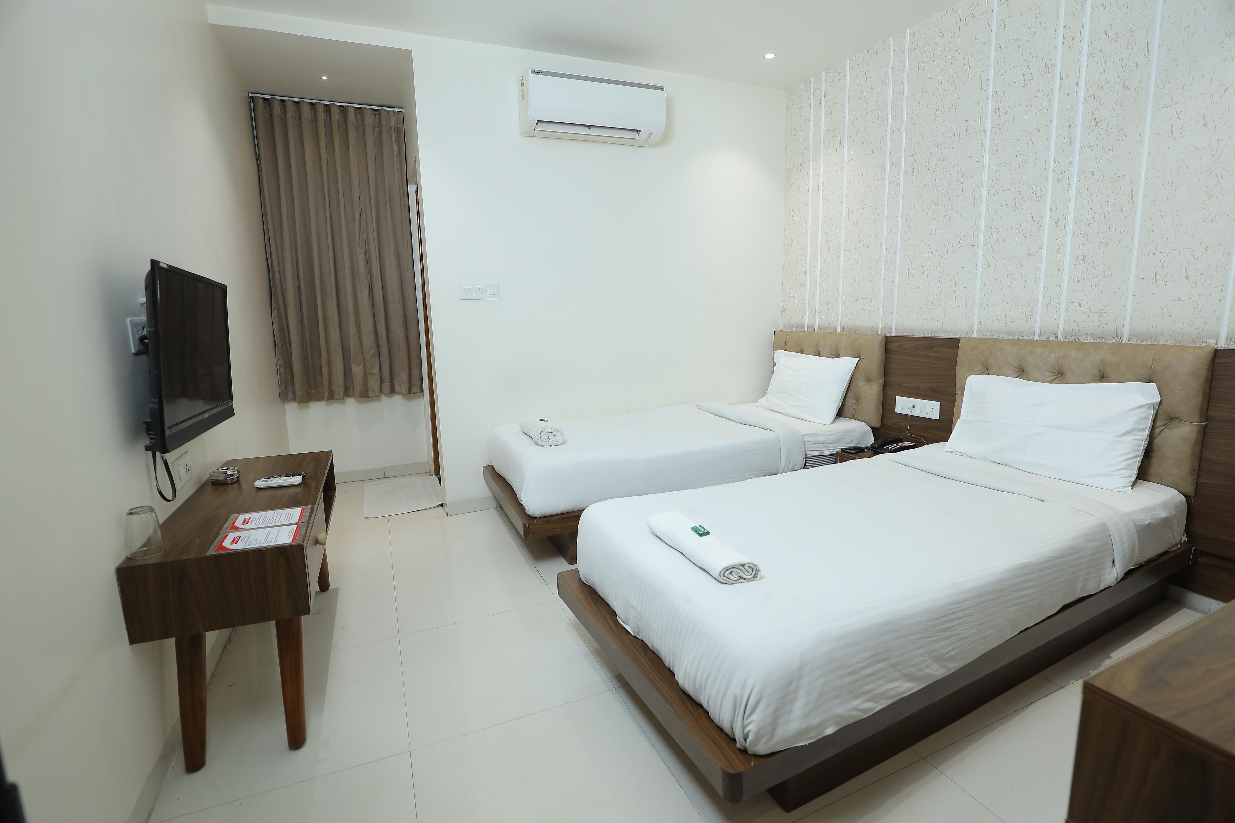 Classic Room - Twin Bed 1