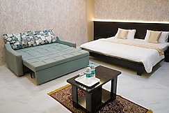 Hotel Sitara Inn, Junnar