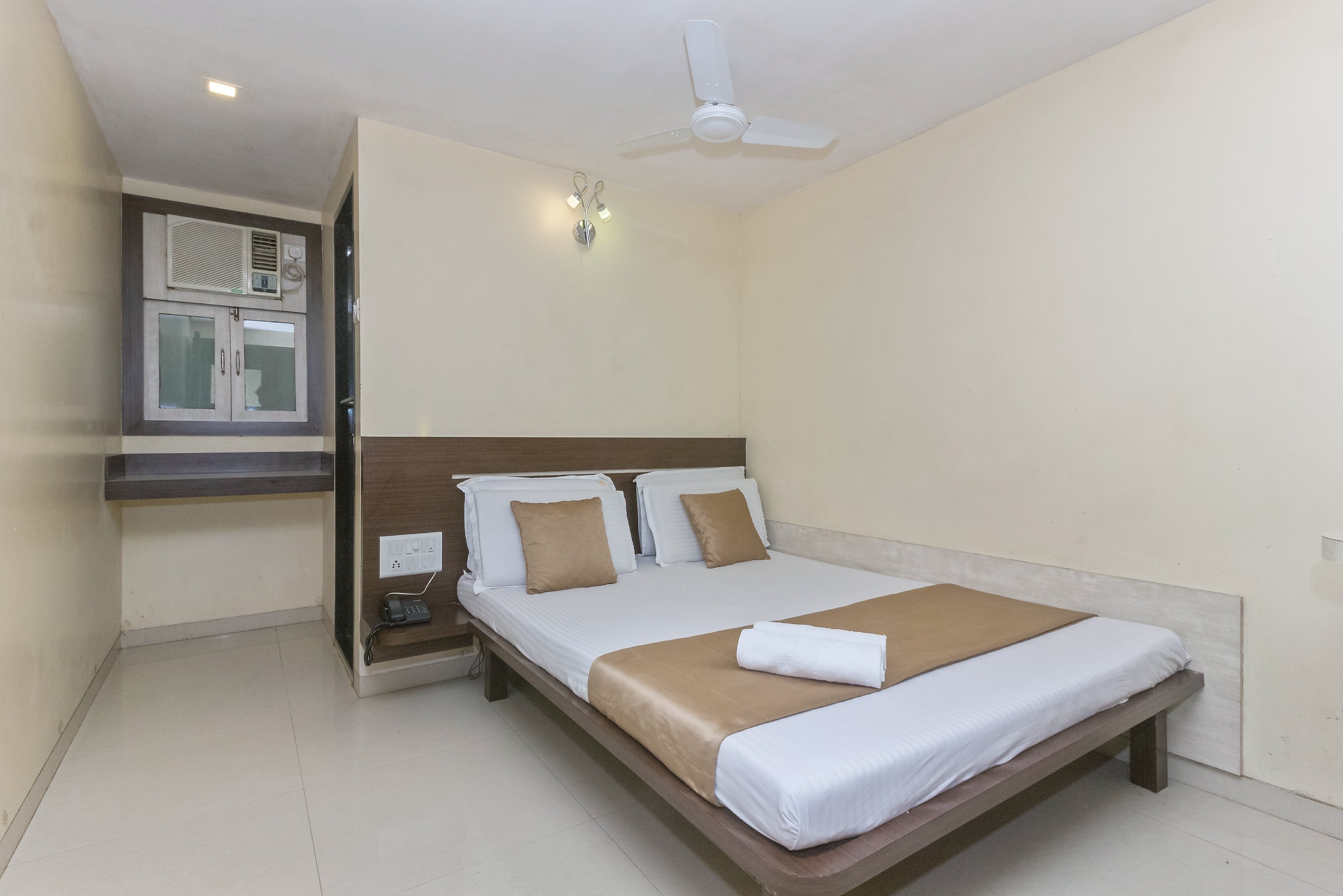 Hotel Apex Regency - Tap to explore photos