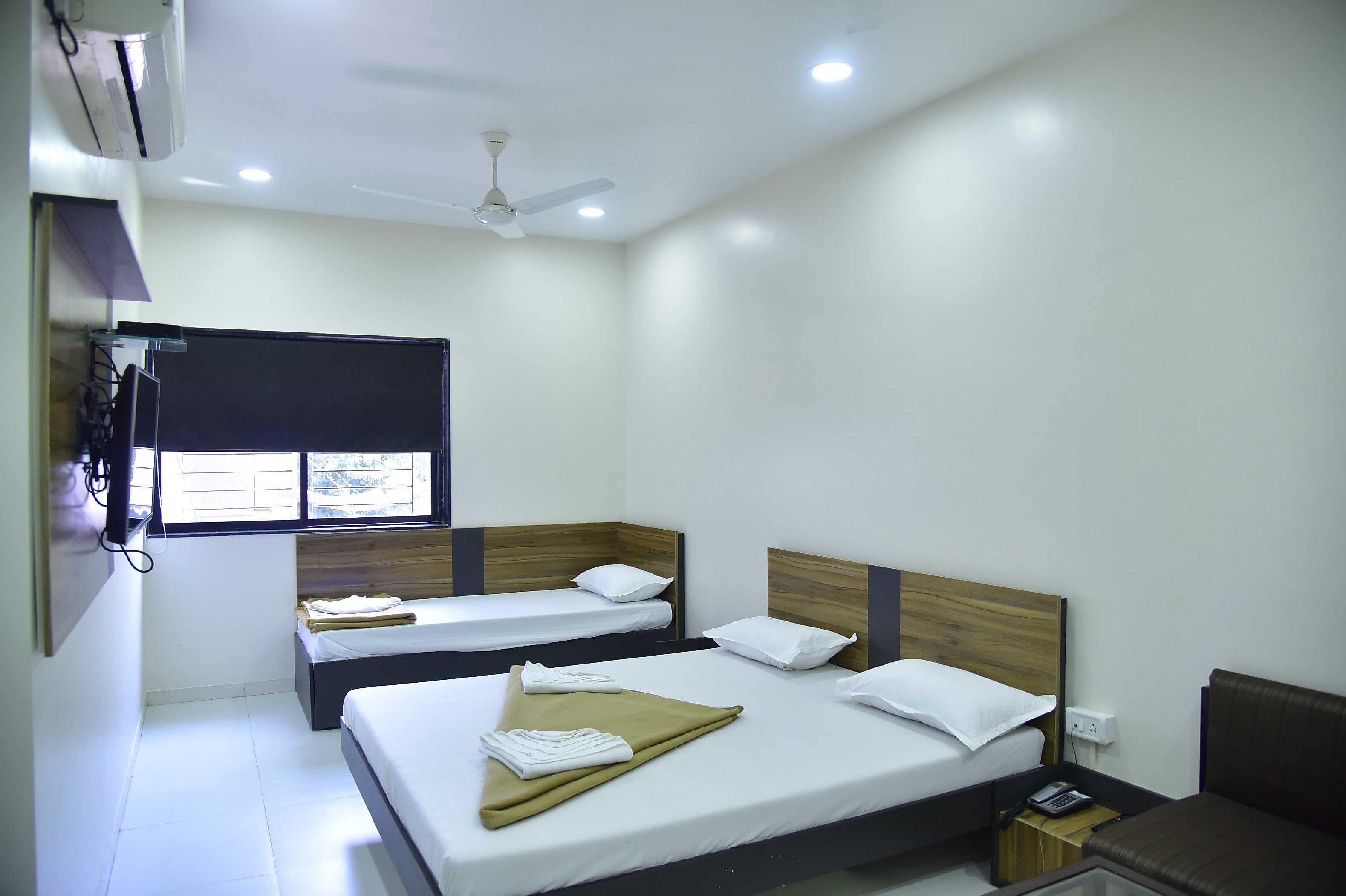 Triple Bed Room Non Ac 1