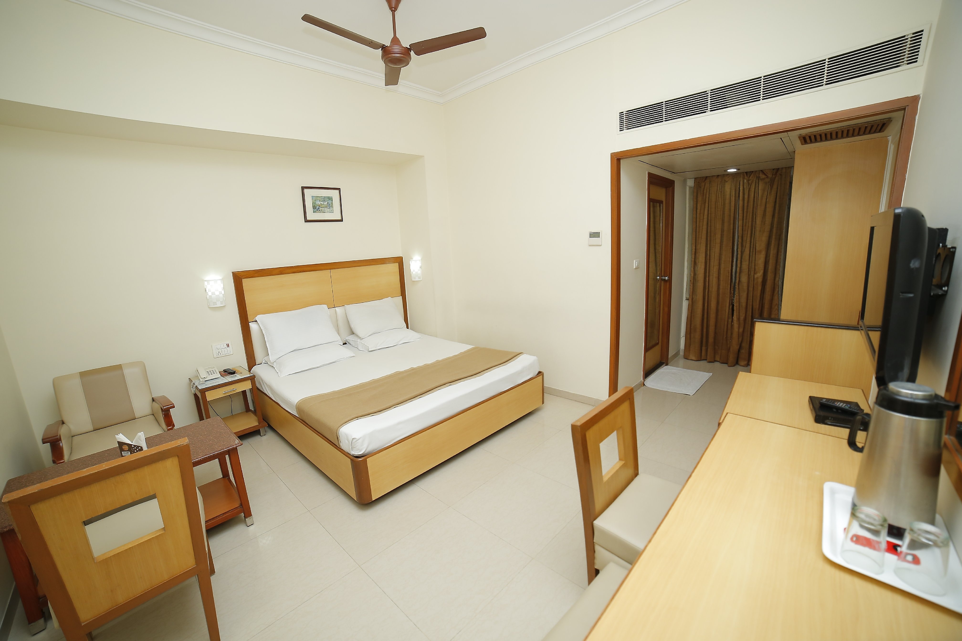 HOTEL GEETHA REGENCY - Tap to explore photos