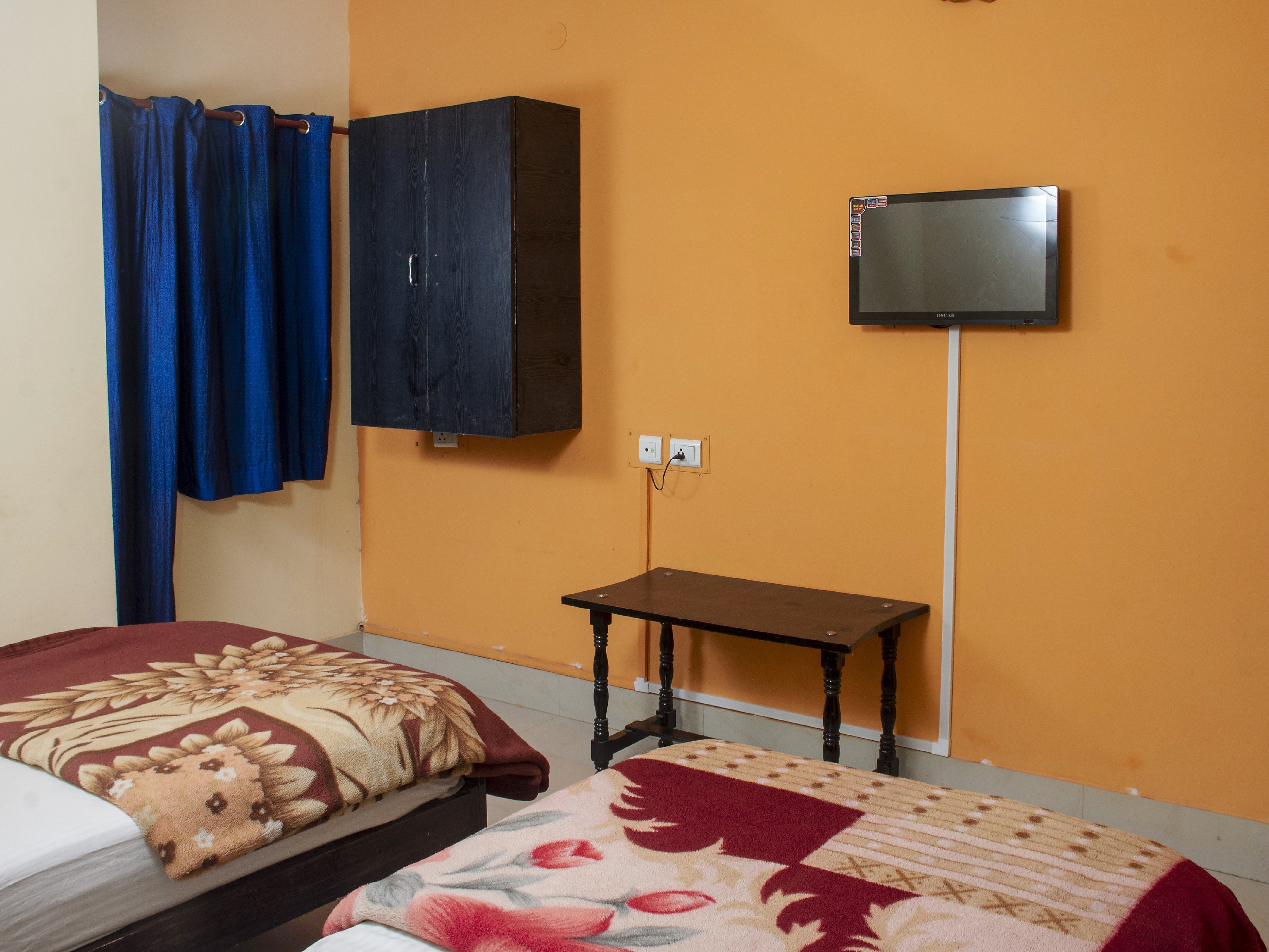 Ali Baba Guest House - Tap to explore photos