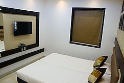 Hotel Modern, Mumbai
