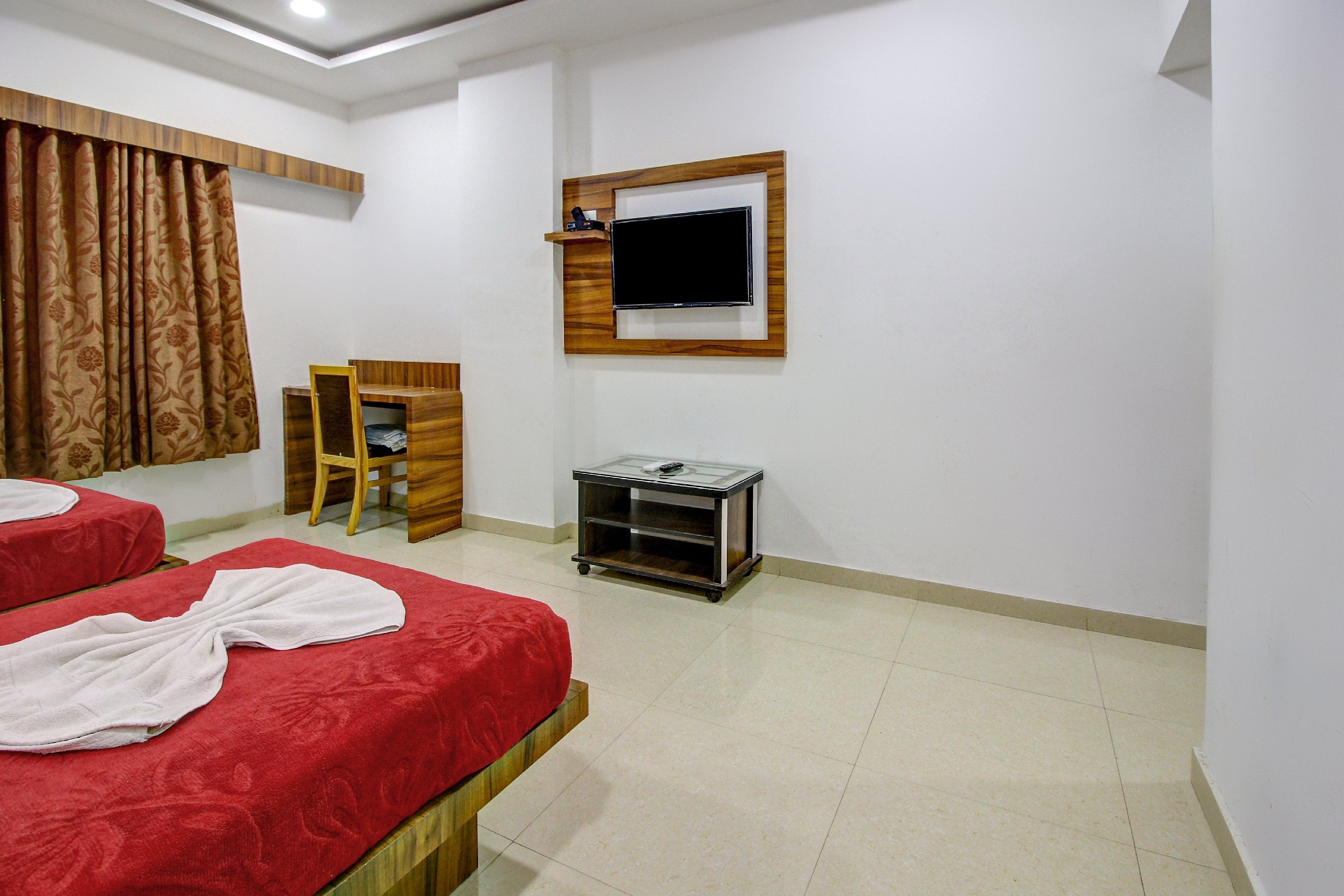 Hotel Caravan (22 KM away from Mehsana) - Tap to explore photos