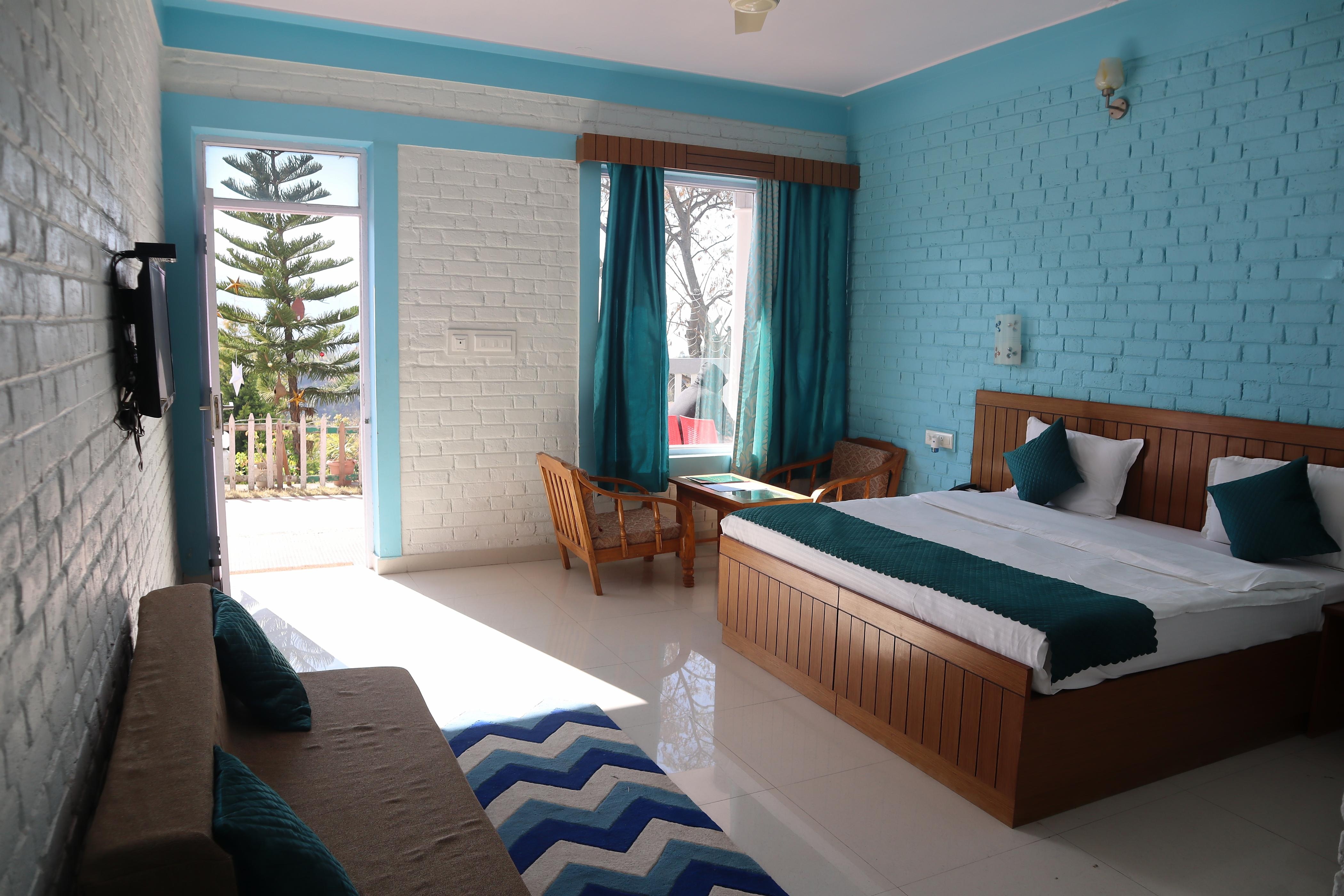 Pristine Courtyard Resort Shoghi Shimla - Tap to explore photos