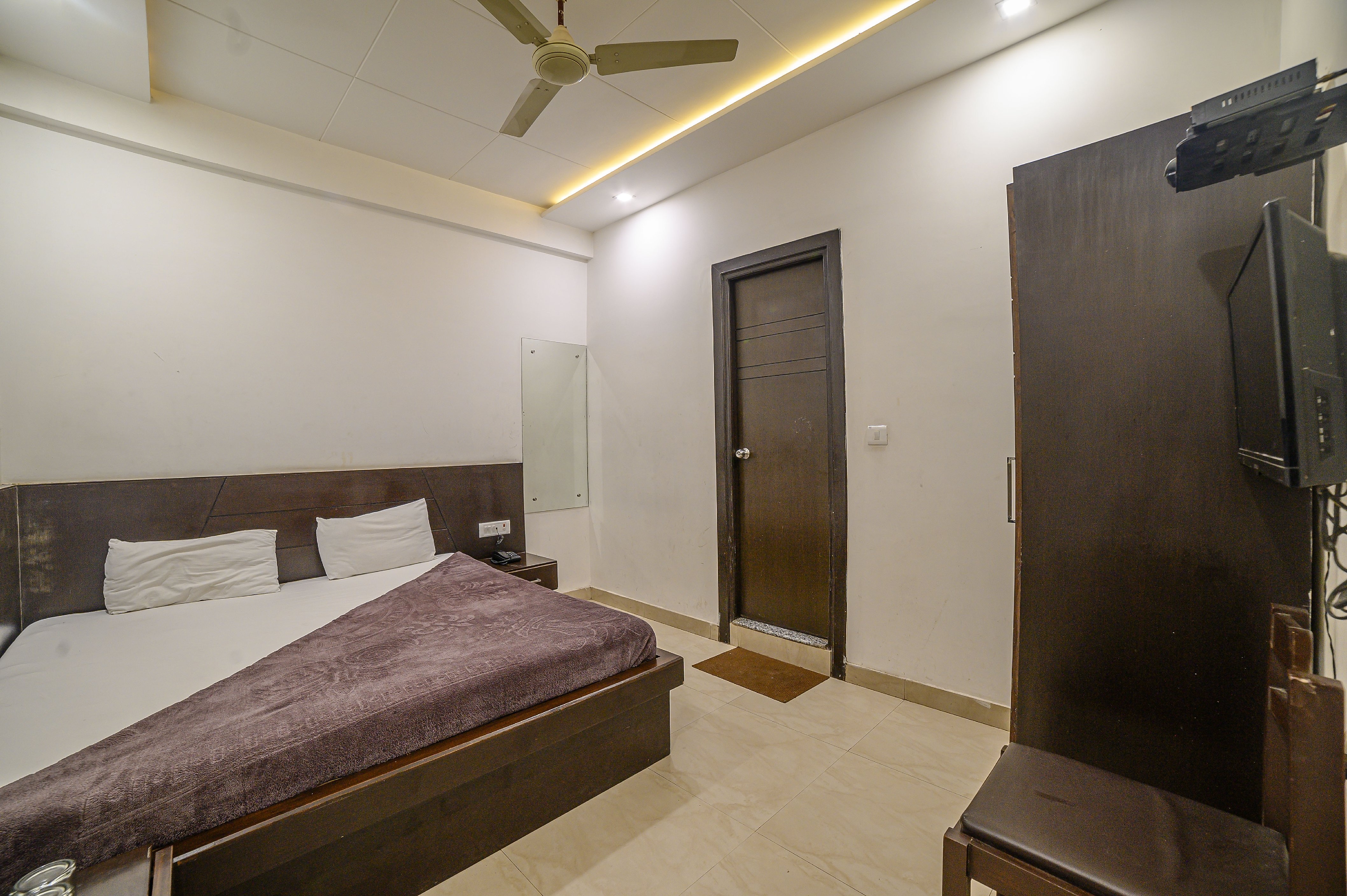 Kanchan Villa - Tap to explore photos