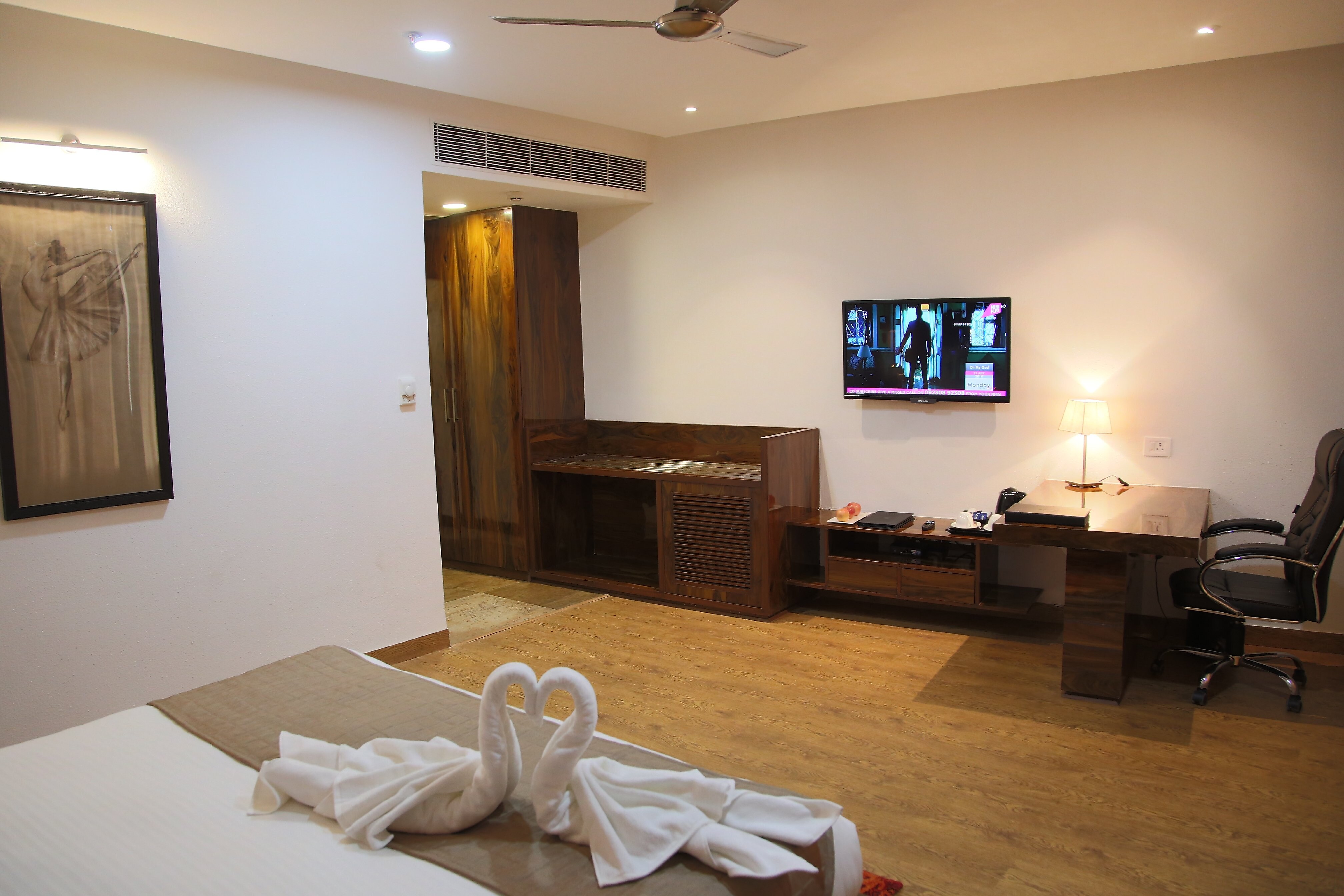 ANA Clarks INN Panchkula - Tap to explore photos