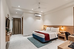 Hotel Royal Paris, Chennai