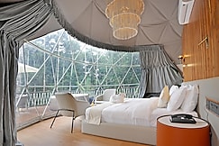 Le Villagio | Apartment, Domes and Pool, Wayanad