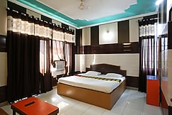  Tara Palace Hotel, Katra