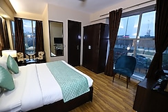 Hotel Palm Grand @ Naraina New Delhi, Delhi