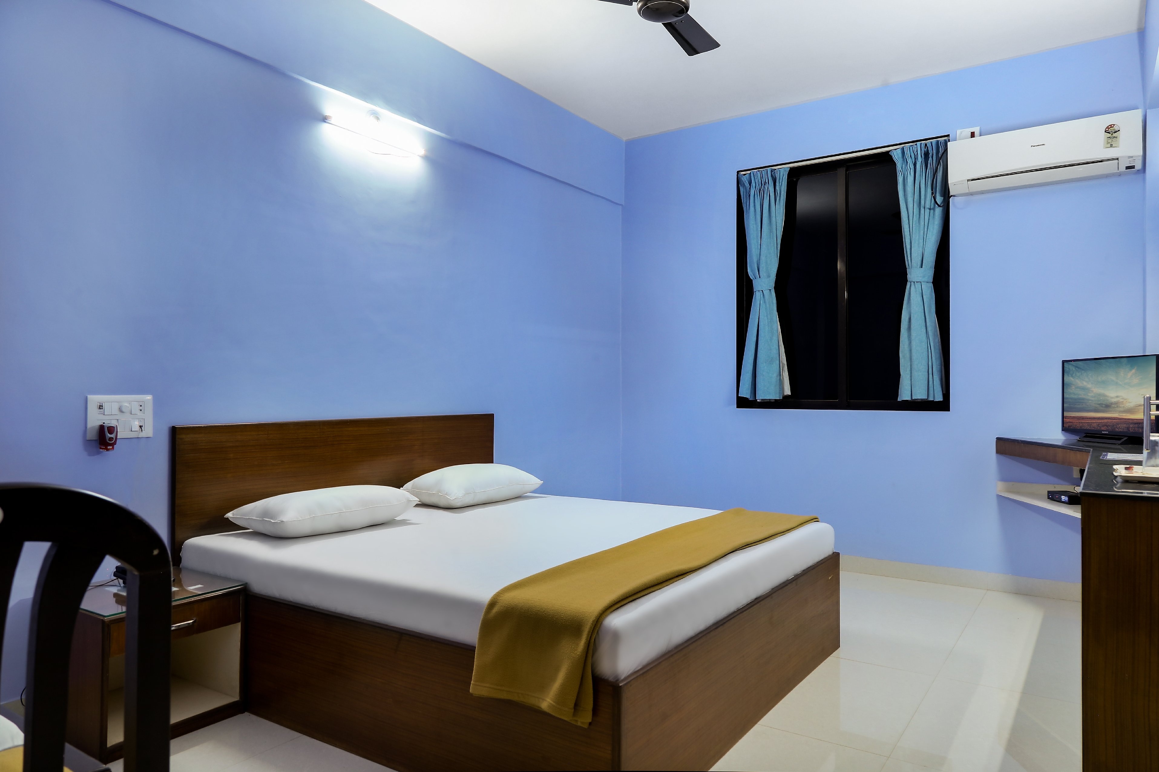 Hira Laxmi Residency - Tap to explore photos