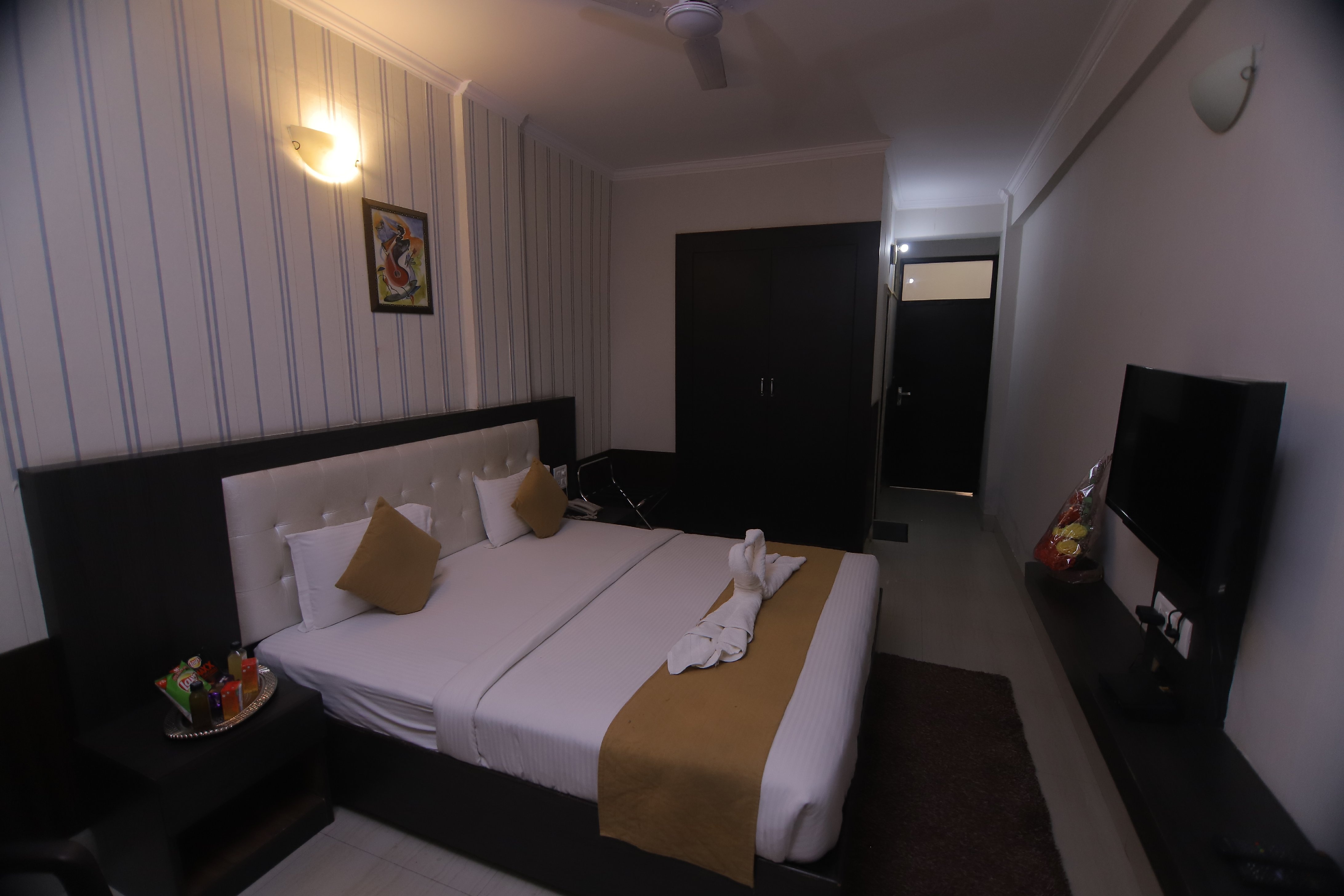 Paradise Ganga -A River side Hotel at Triveni Ghat - Tap to explore photos