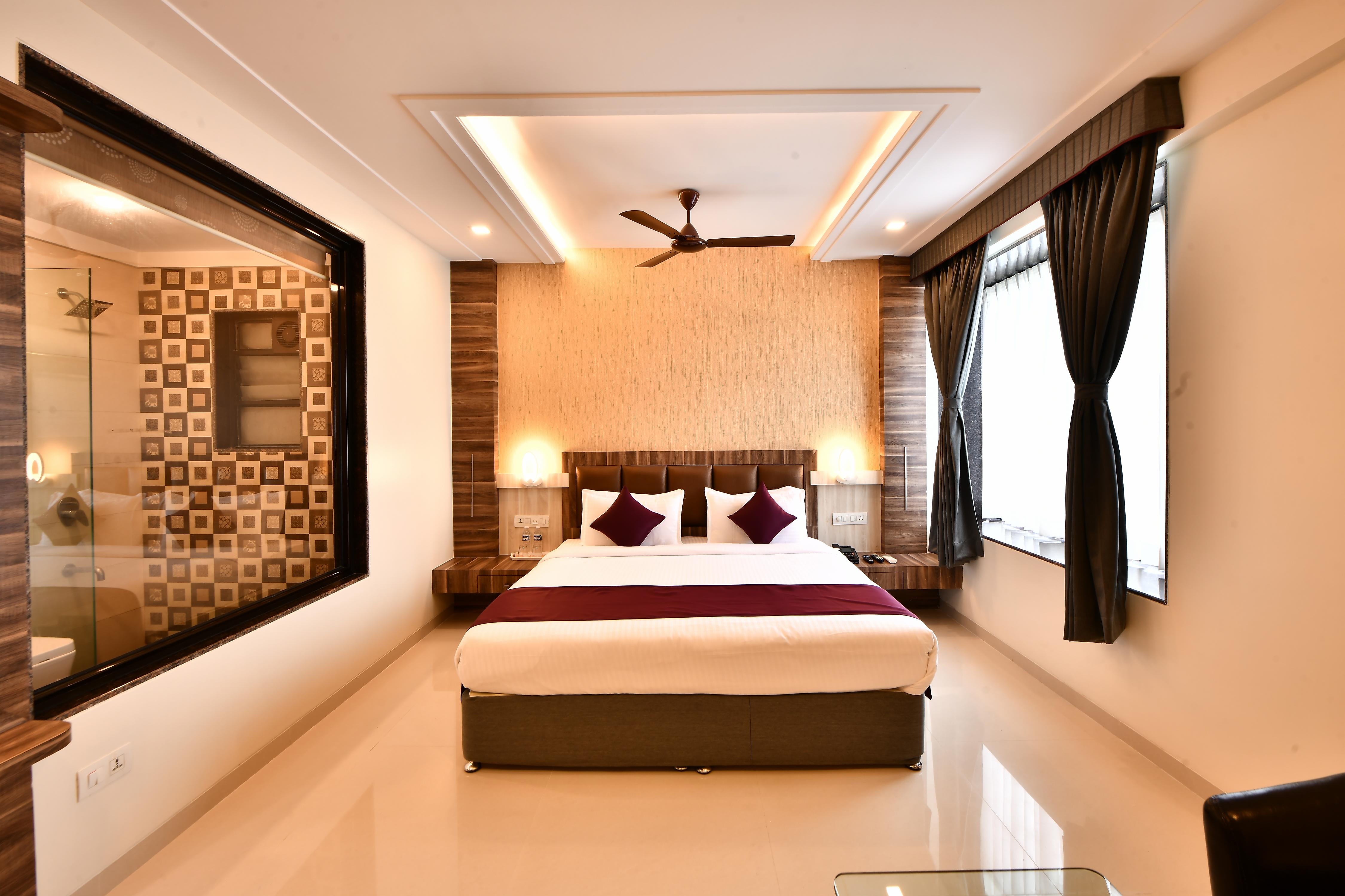 Click Hotel Sagar Plaza, Pune, Chakan - Tap to explore photos