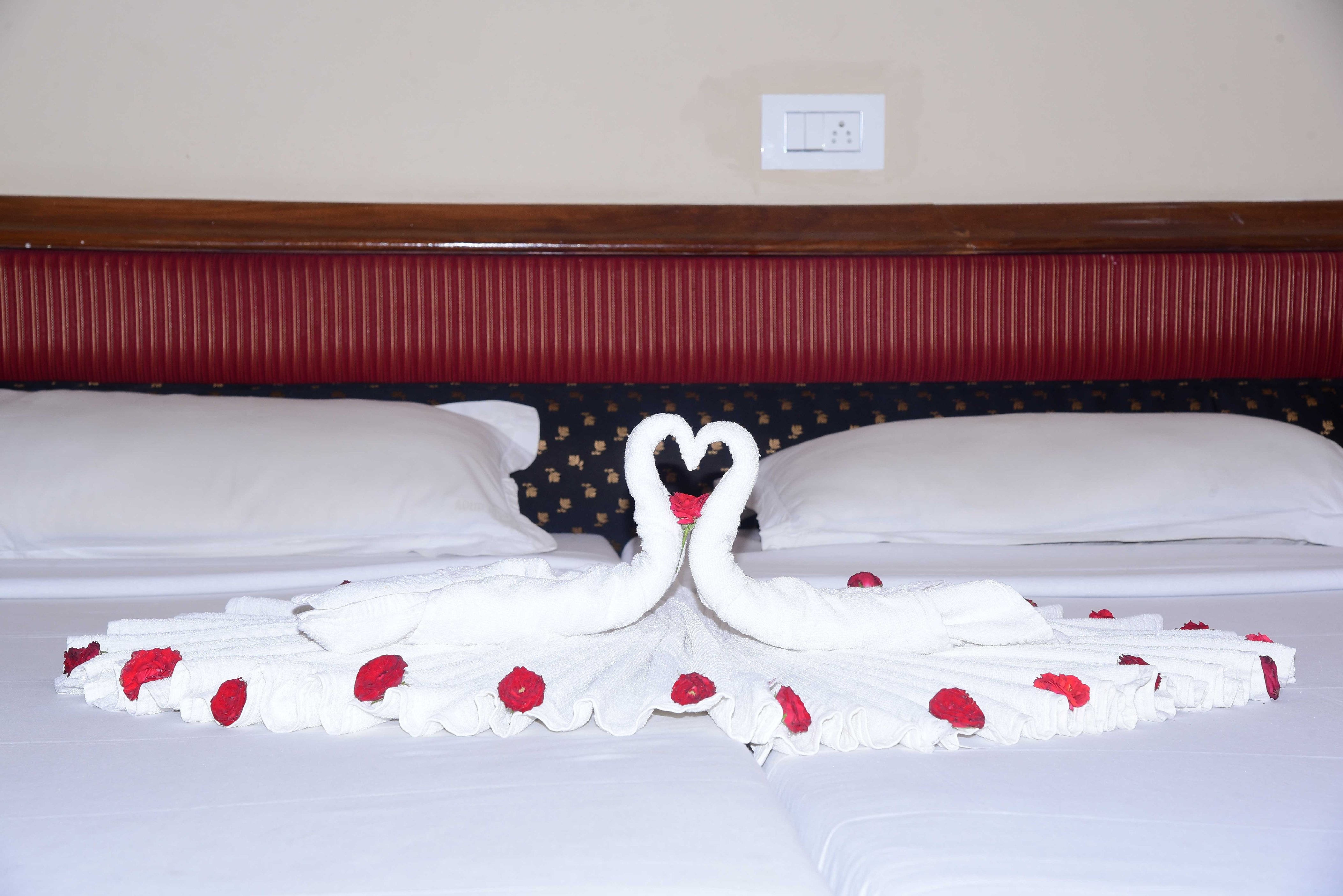 Hotel Pranav International - Tap to explore photos