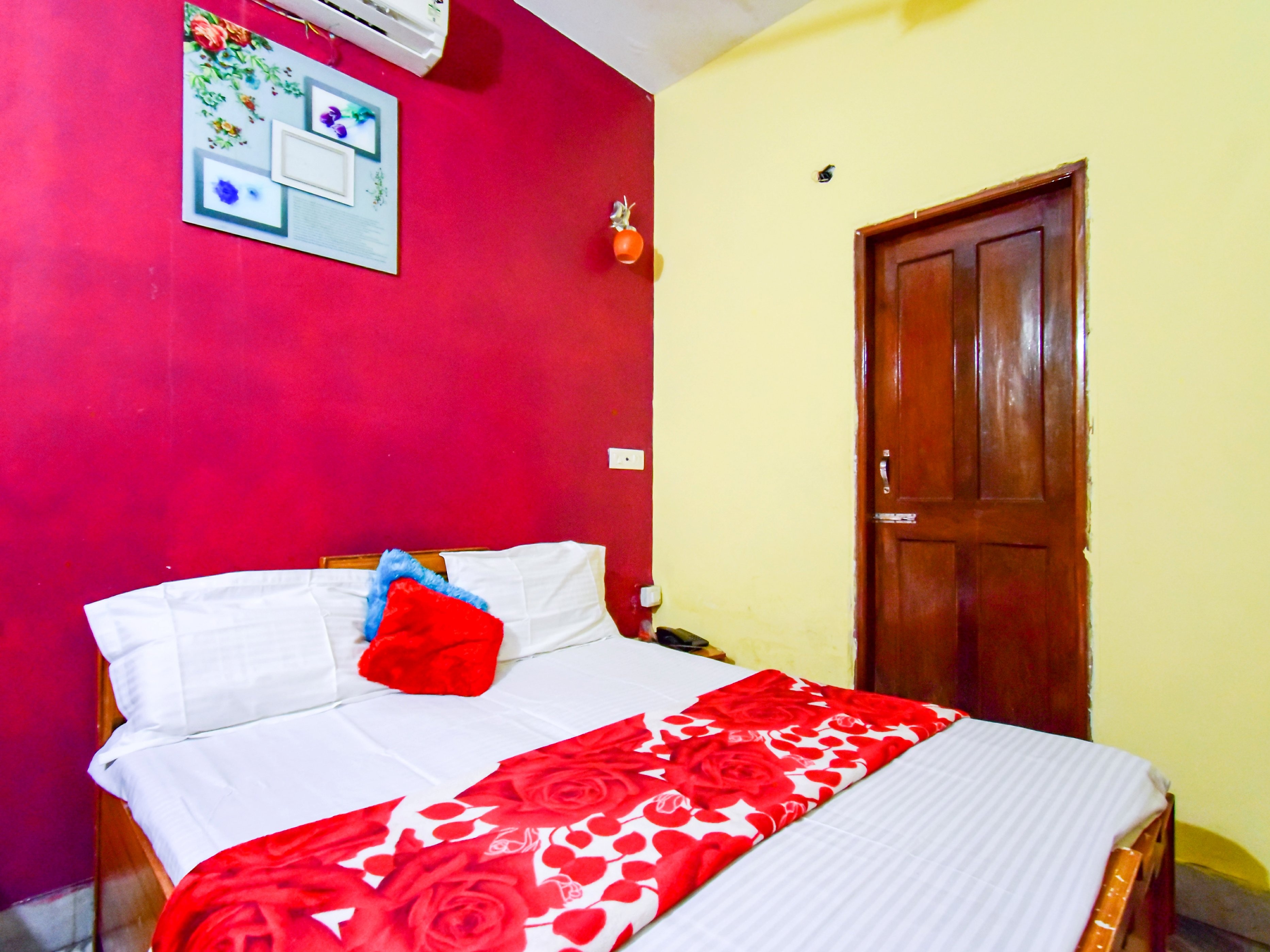 Hotel Rajput - Tap to explore photos