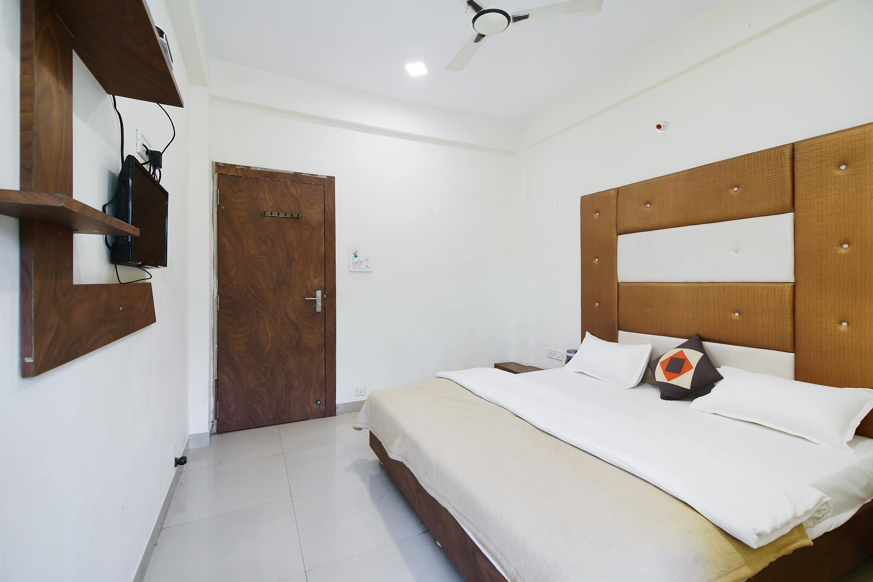HOTEL ATIT VILLA - Tap to explore photos