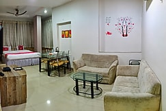 HOTEL HIRKANI, Ichalkaranji