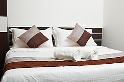 PUTHENS CLIFTON INN, Kottayam