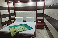 Vidya Guest House @ 2 Mins from Yatra Parchi Counter, Katra