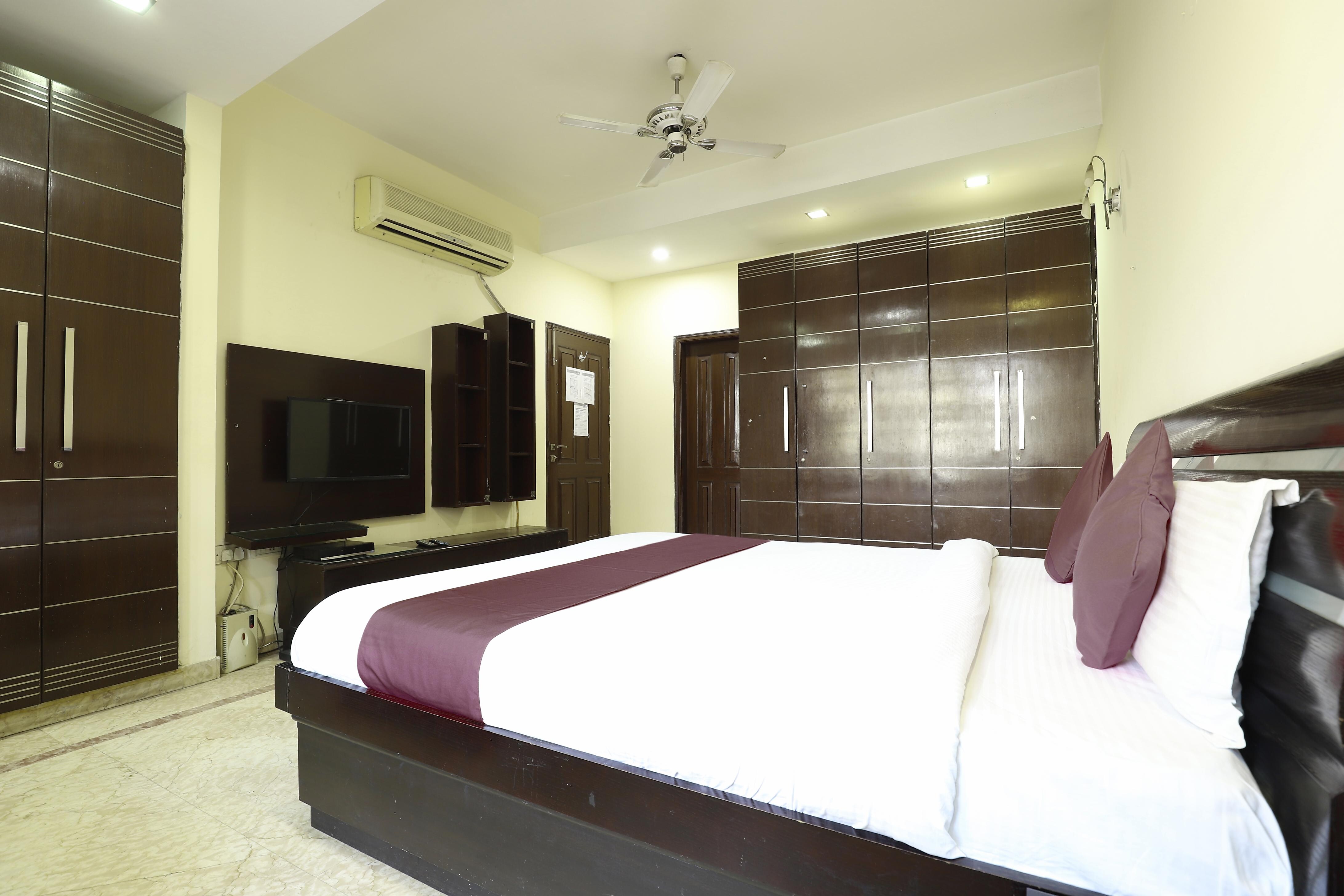 Hotel Livia Residency - Tap to explore photos