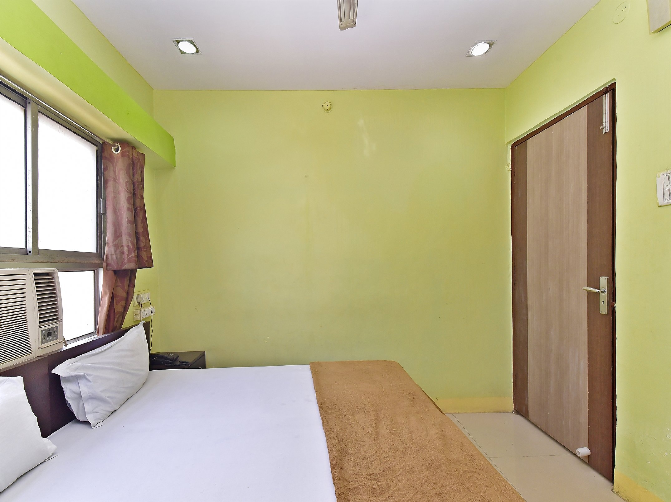 Hotel visawa - Tap to explore photos