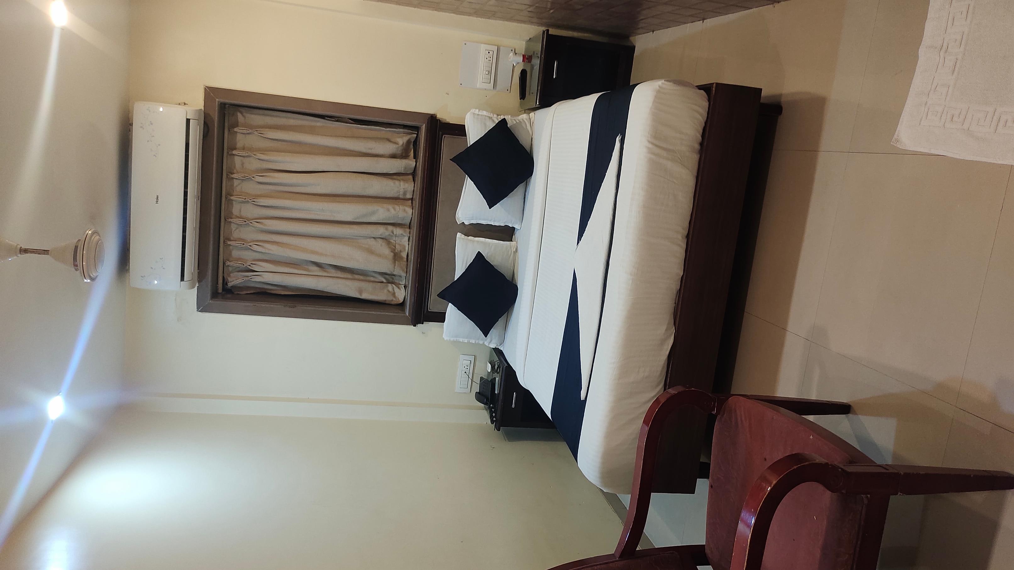 Hotel Sarah Inn, Mumbai