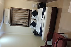 Hotel Sarah Inn, Mumbai