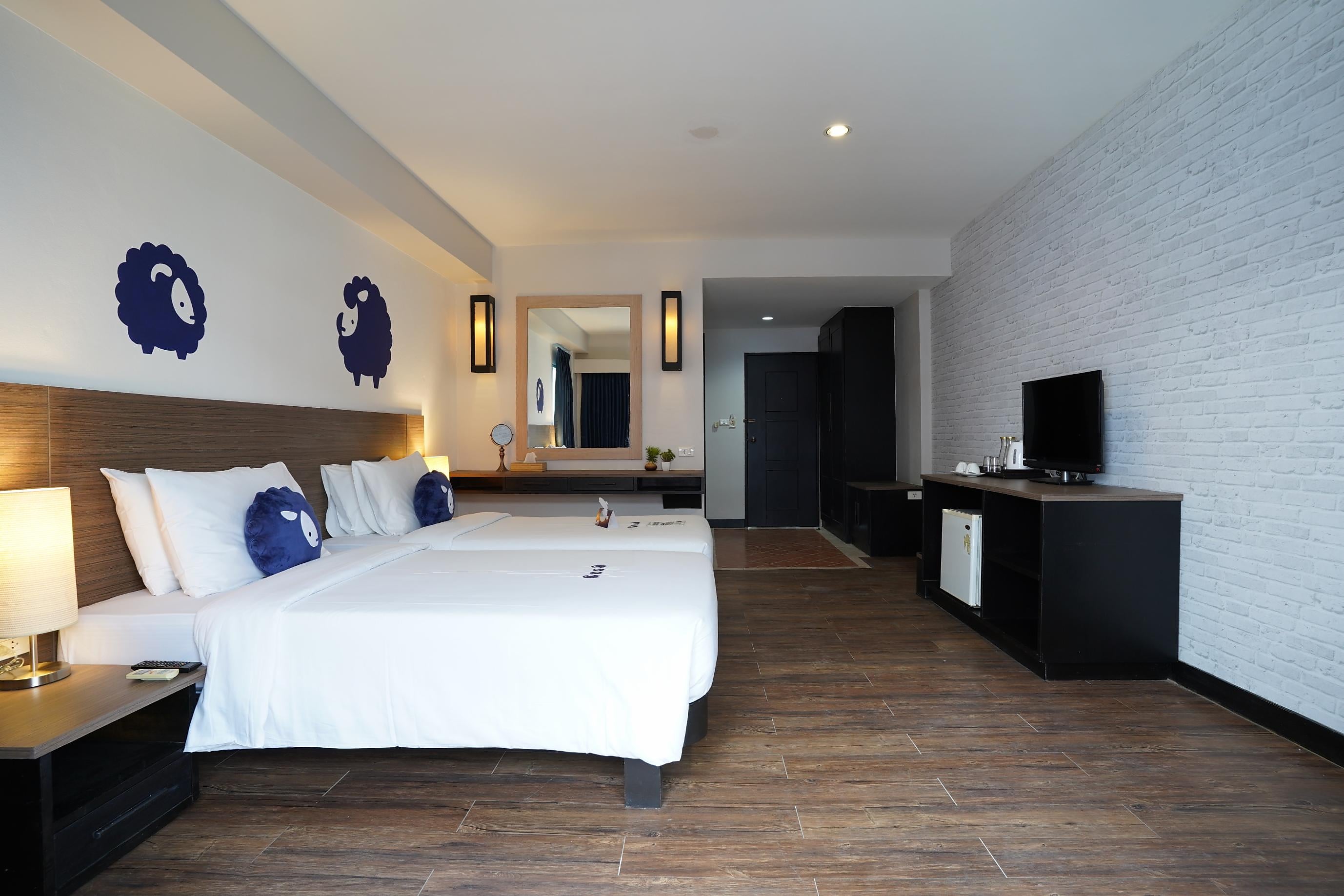 Kokotel Pattaya South Beach - Tap to explore photos